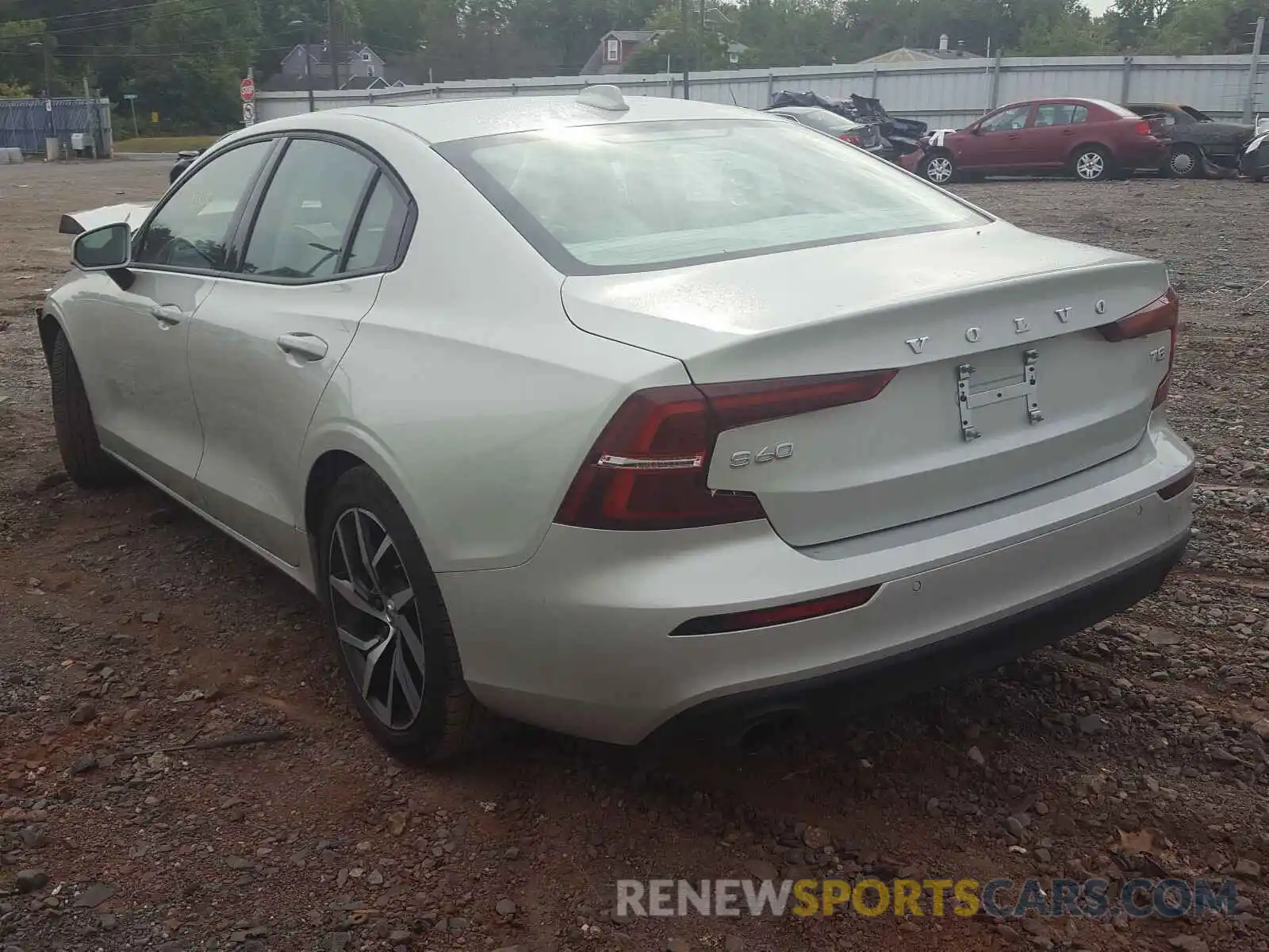 3 Photograph of a damaged car 7JR102FK7KG011856 VOLVO S60 2019