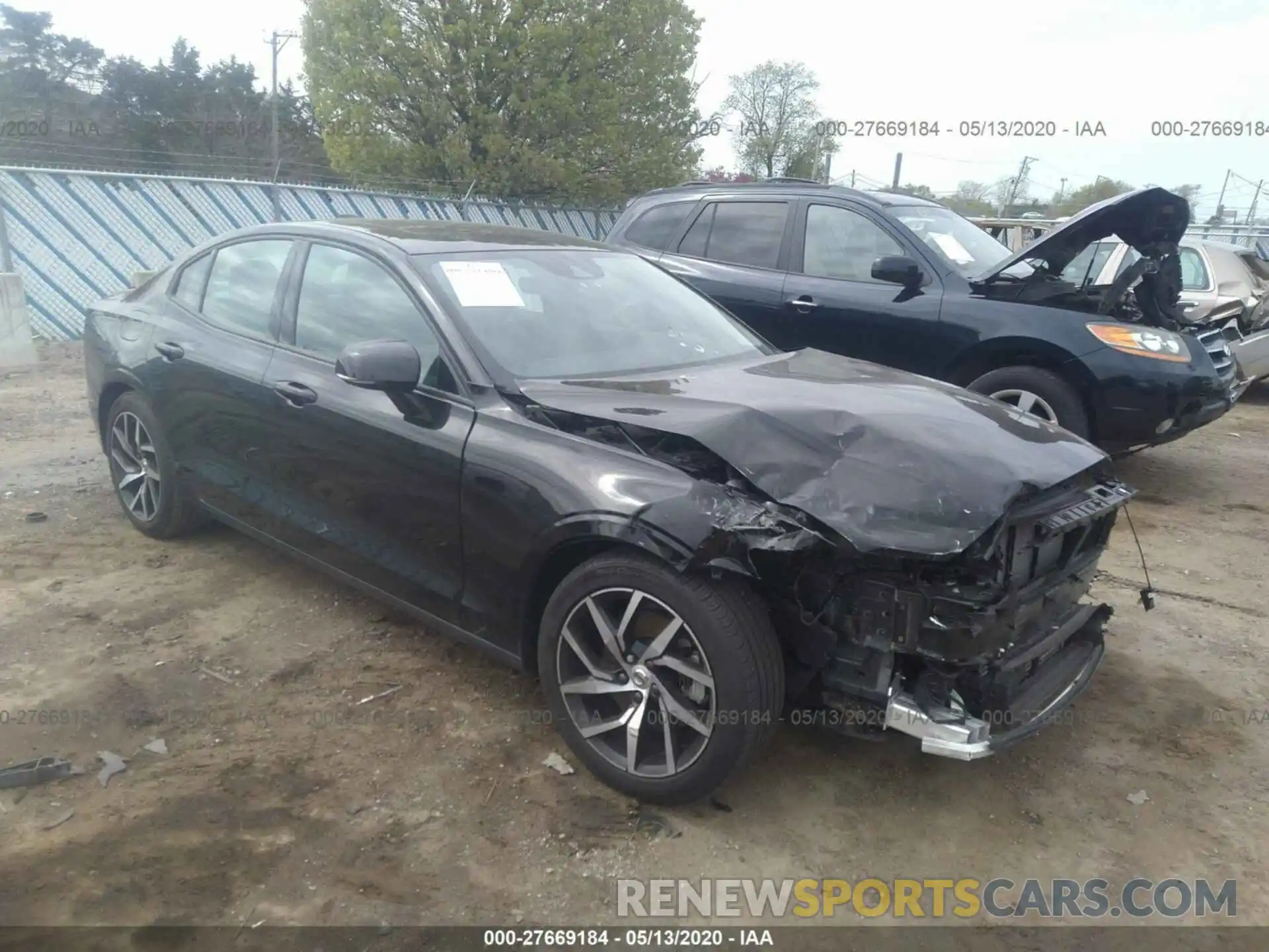 1 Photograph of a damaged car 7JR102FK7KG012327 VOLVO S60 2019