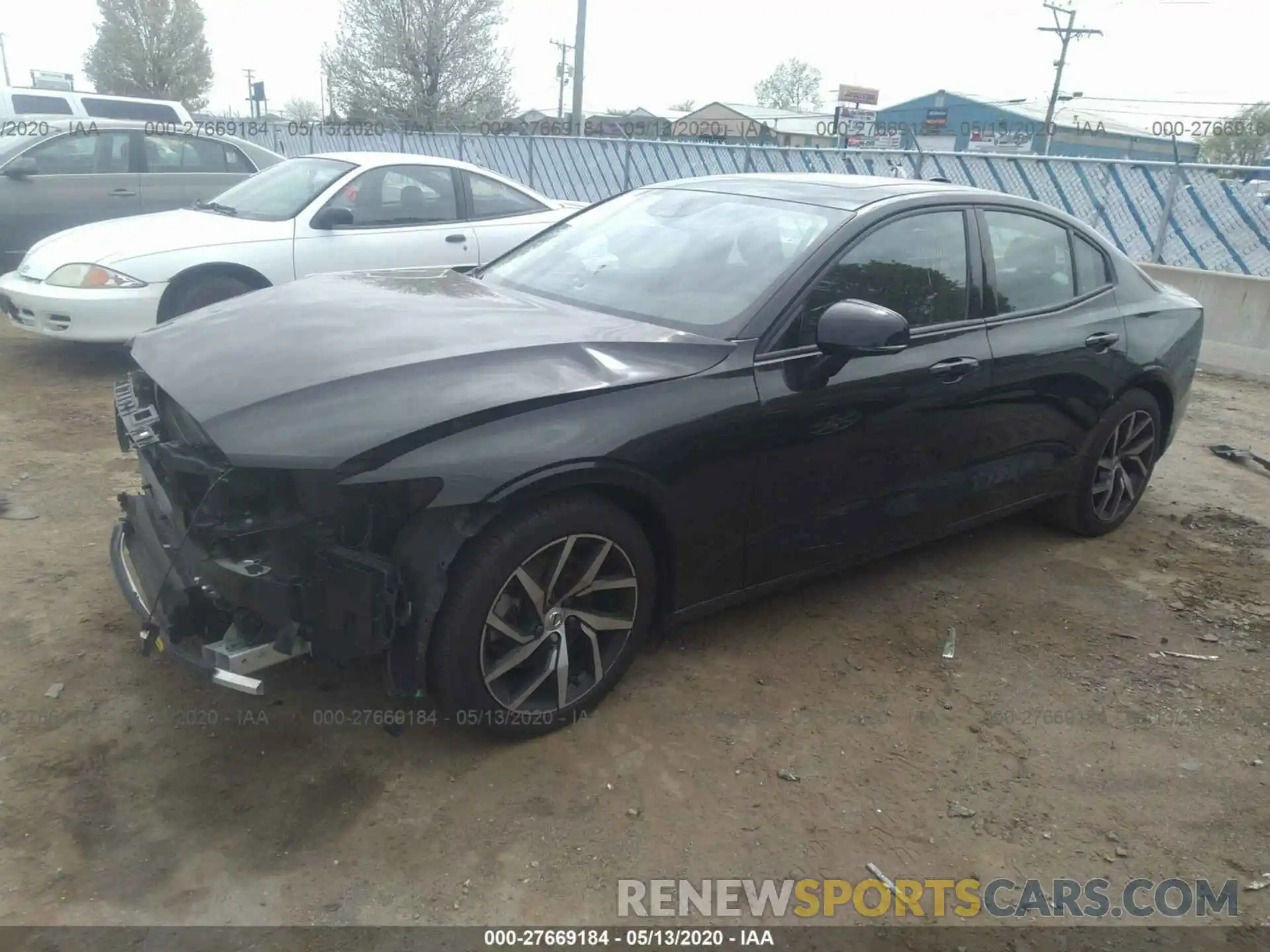 2 Photograph of a damaged car 7JR102FK7KG012327 VOLVO S60 2019