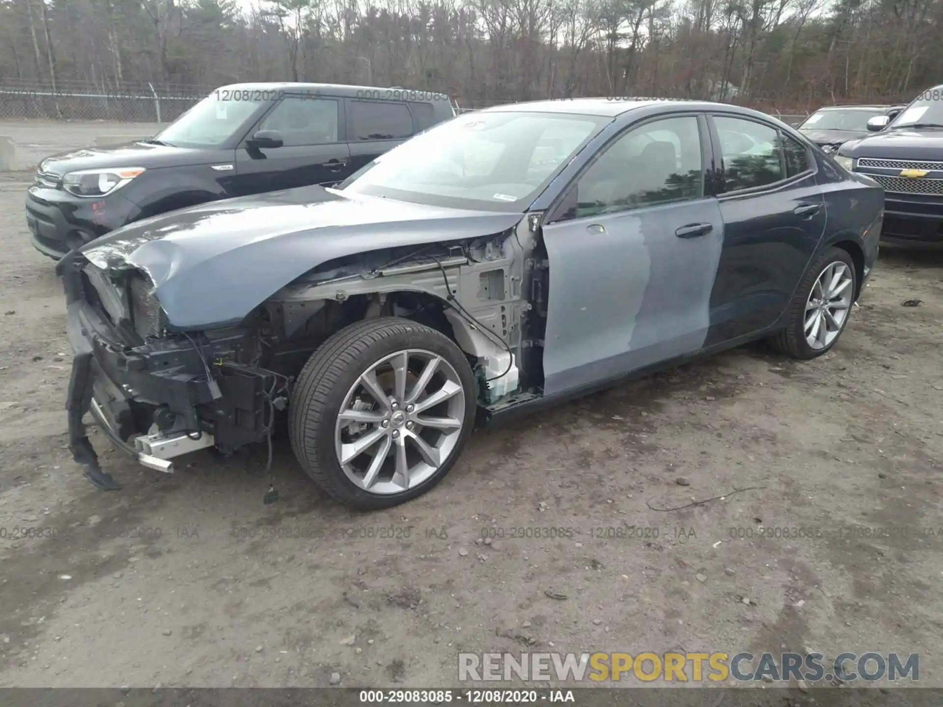 2 Photograph of a damaged car 7JR102FK7KG014739 VOLVO S60 2019