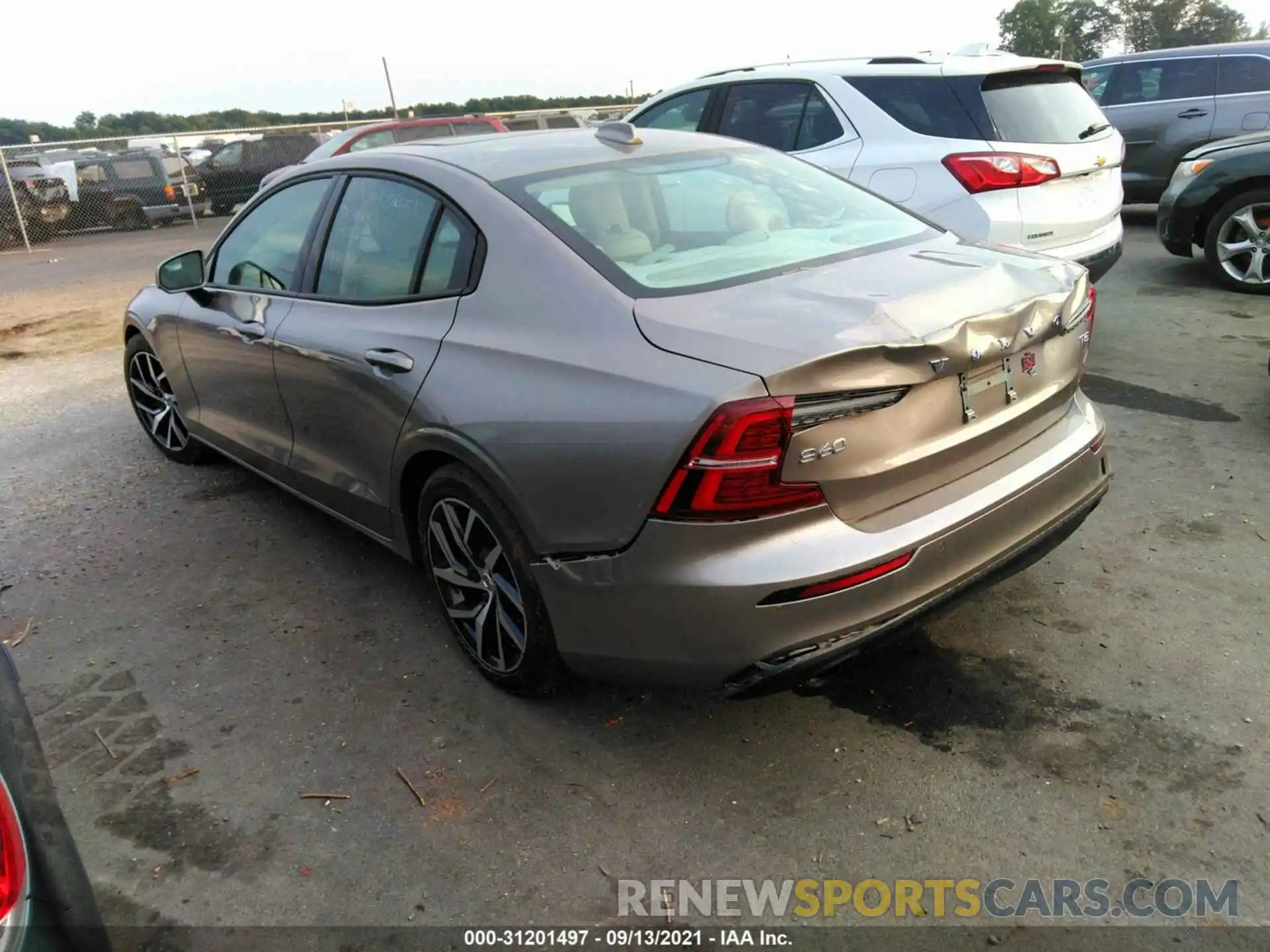 3 Photograph of a damaged car 7JR102FK8KG005774 VOLVO S60 2019