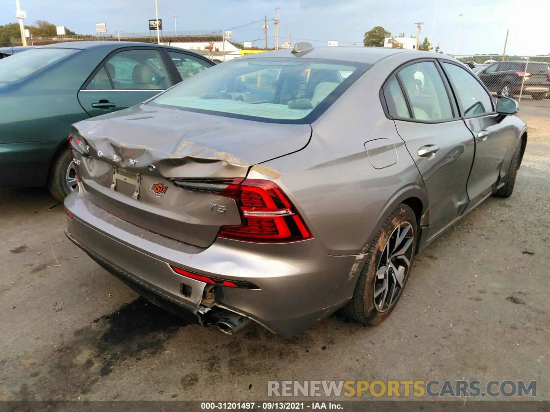 6 Photograph of a damaged car 7JR102FK8KG005774 VOLVO S60 2019