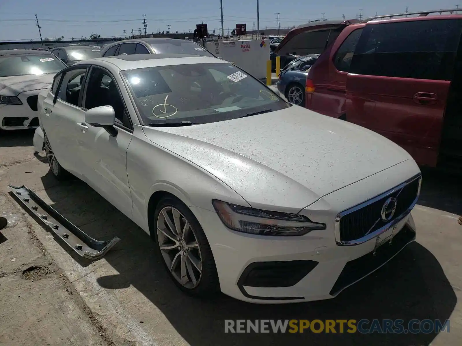 1 Photograph of a damaged car 7JR102FK8KG007623 VOLVO S60 2019