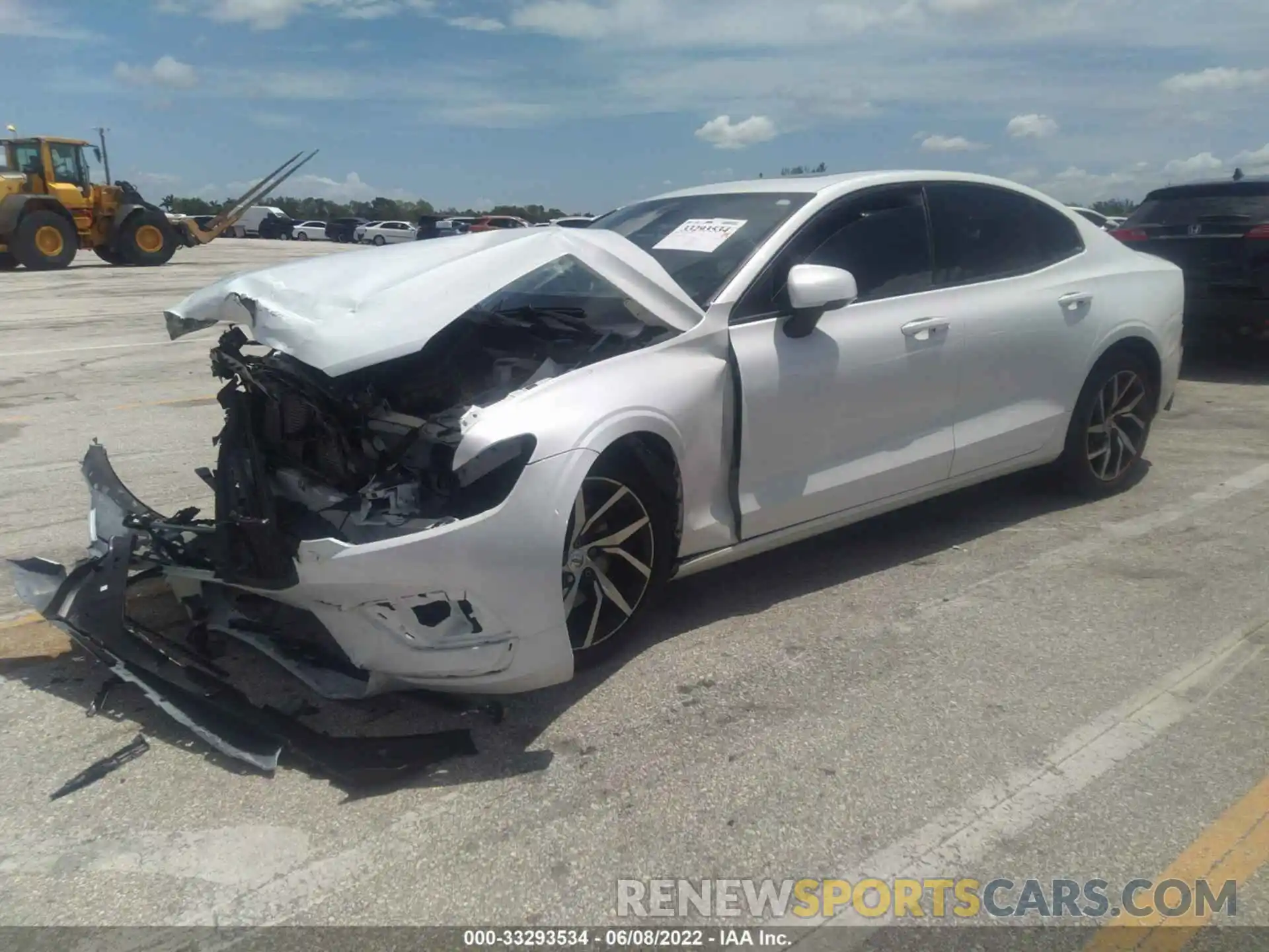 2 Photograph of a damaged car 7JR102FK8KG009758 VOLVO S60 2019