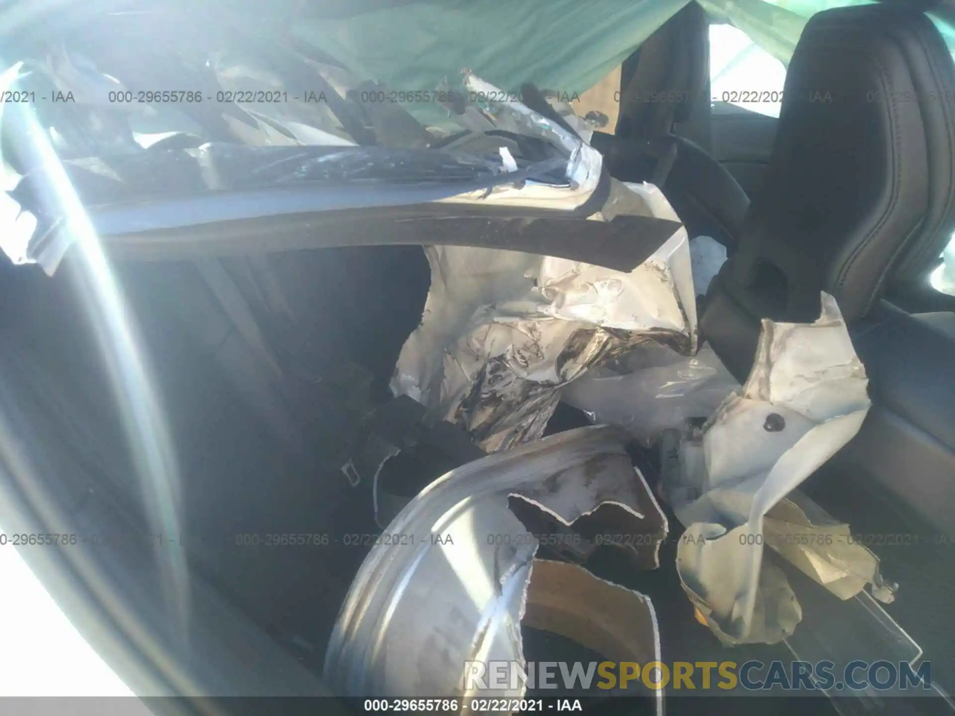8 Photograph of a damaged car 7JR102FK8KG011090 VOLVO S60 2019