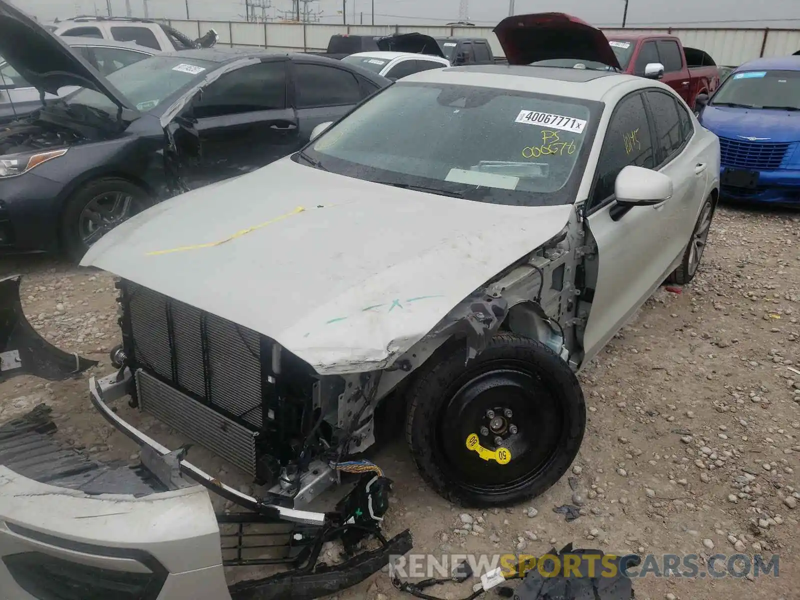 2 Photograph of a damaged car 7JR102FK9KG000678 VOLVO S60 2019