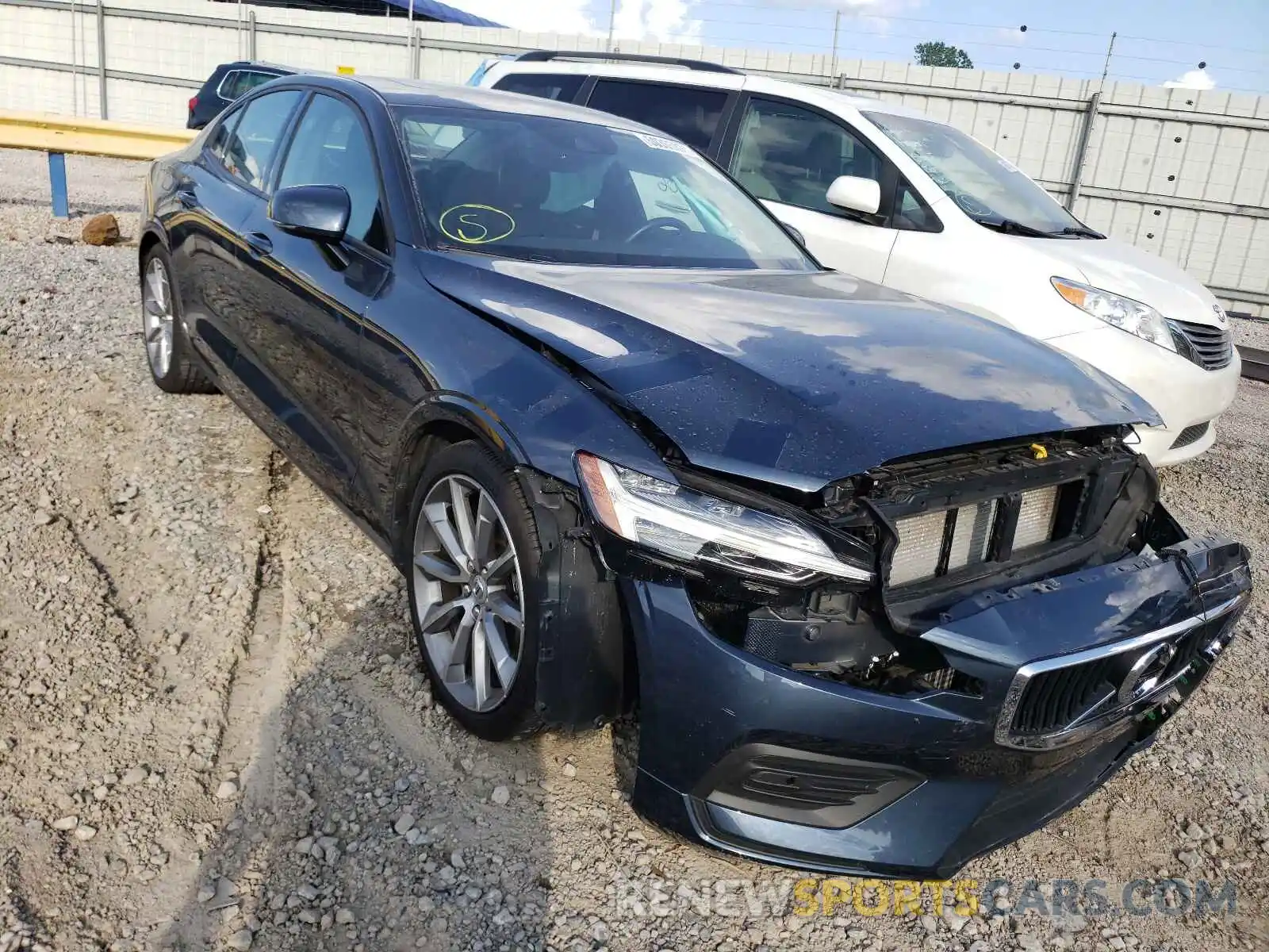 1 Photograph of a damaged car 7JR102FK9KG001748 VOLVO S60 2019