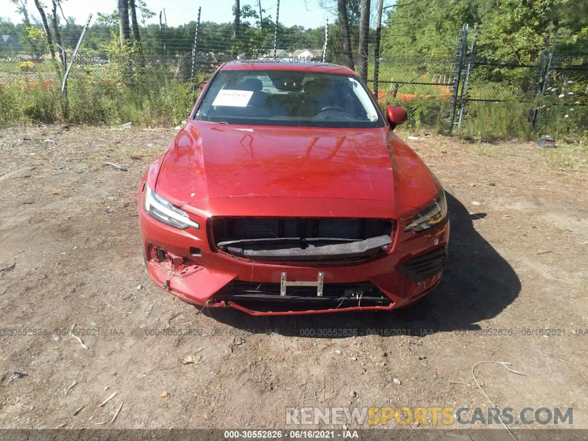 6 Photograph of a damaged car 7JR102FK9KG009932 VOLVO S60 2019