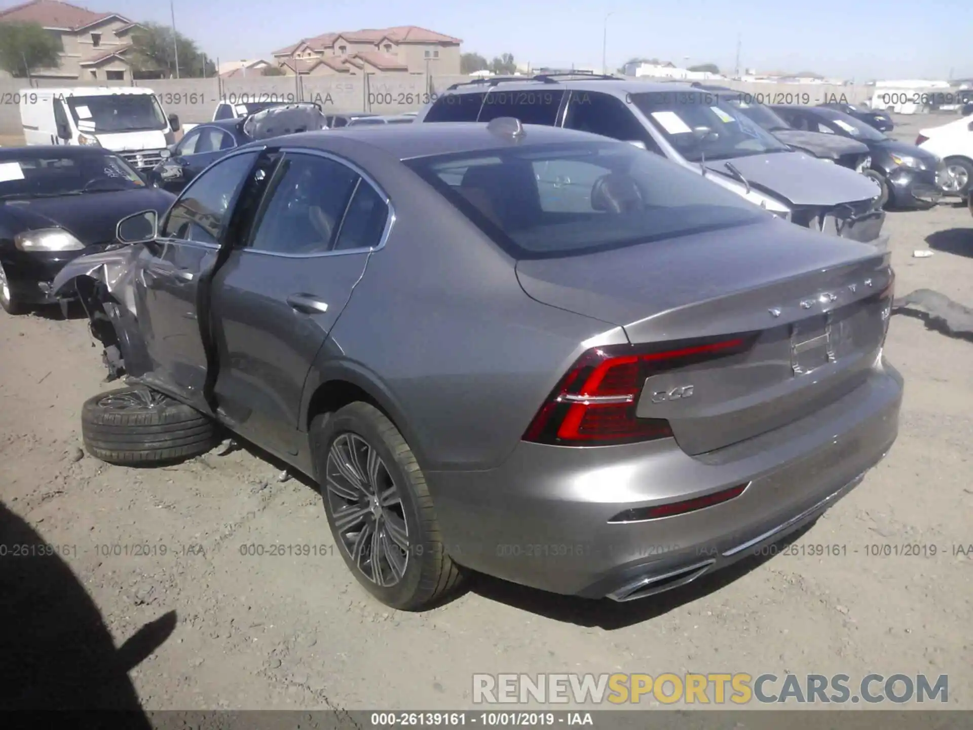 3 Photograph of a damaged car 7JR102FL4KG003982 VOLVO S60 2019