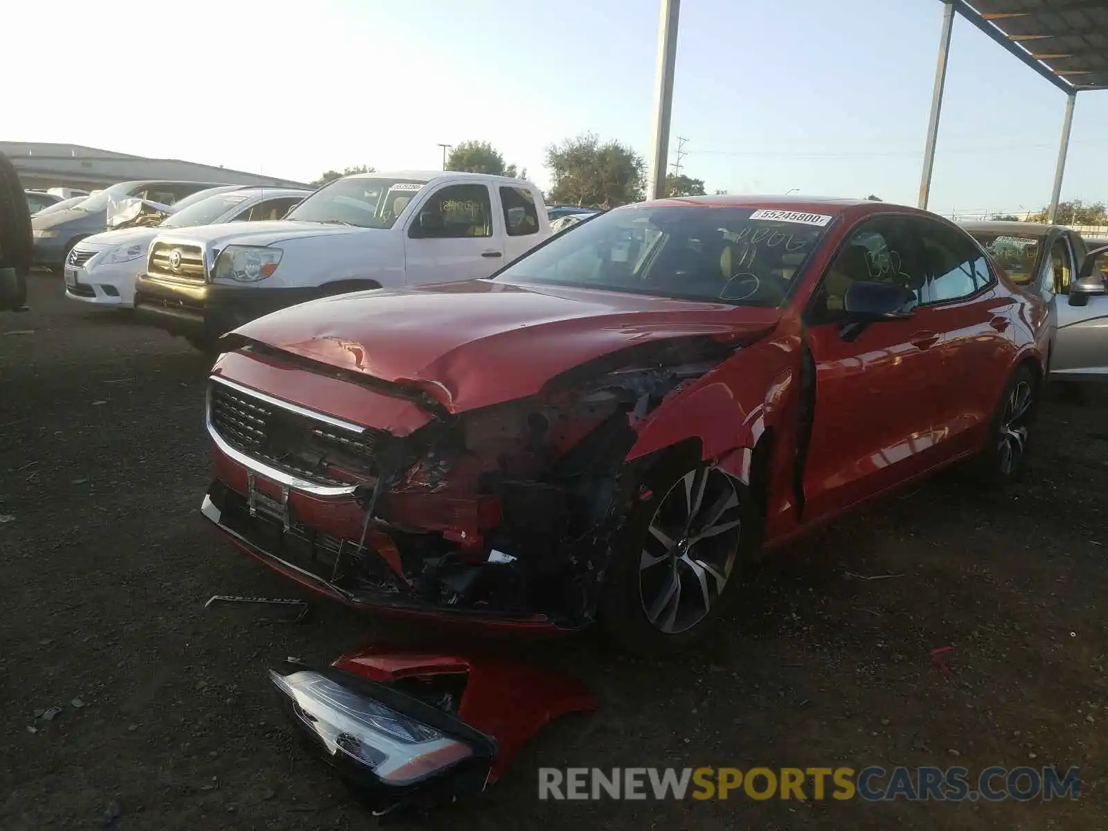 2 Photograph of a damaged car 7JR102FM0KG013322 VOLVO S60 2019