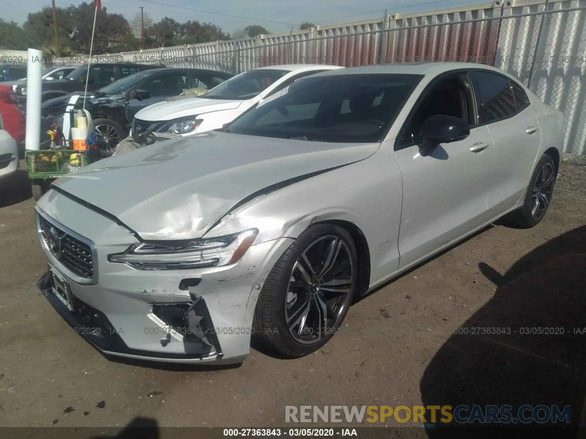 2 Photograph of a damaged car 7JR102FM2KG014567 VOLVO S60 2019