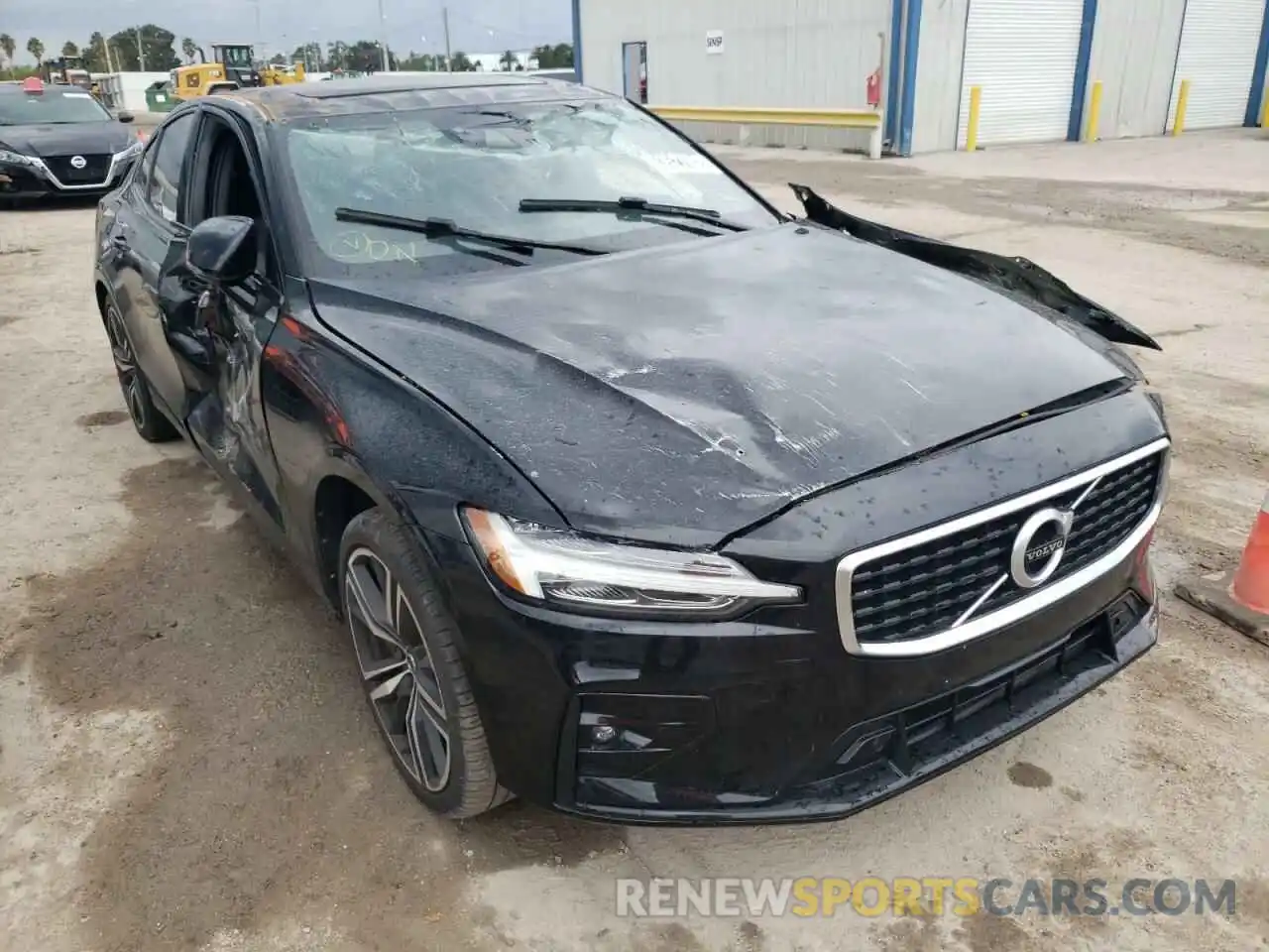 4 Фотография поврежденного автомобиля 7JR102FM5KG012800 VOLVO S60 2019