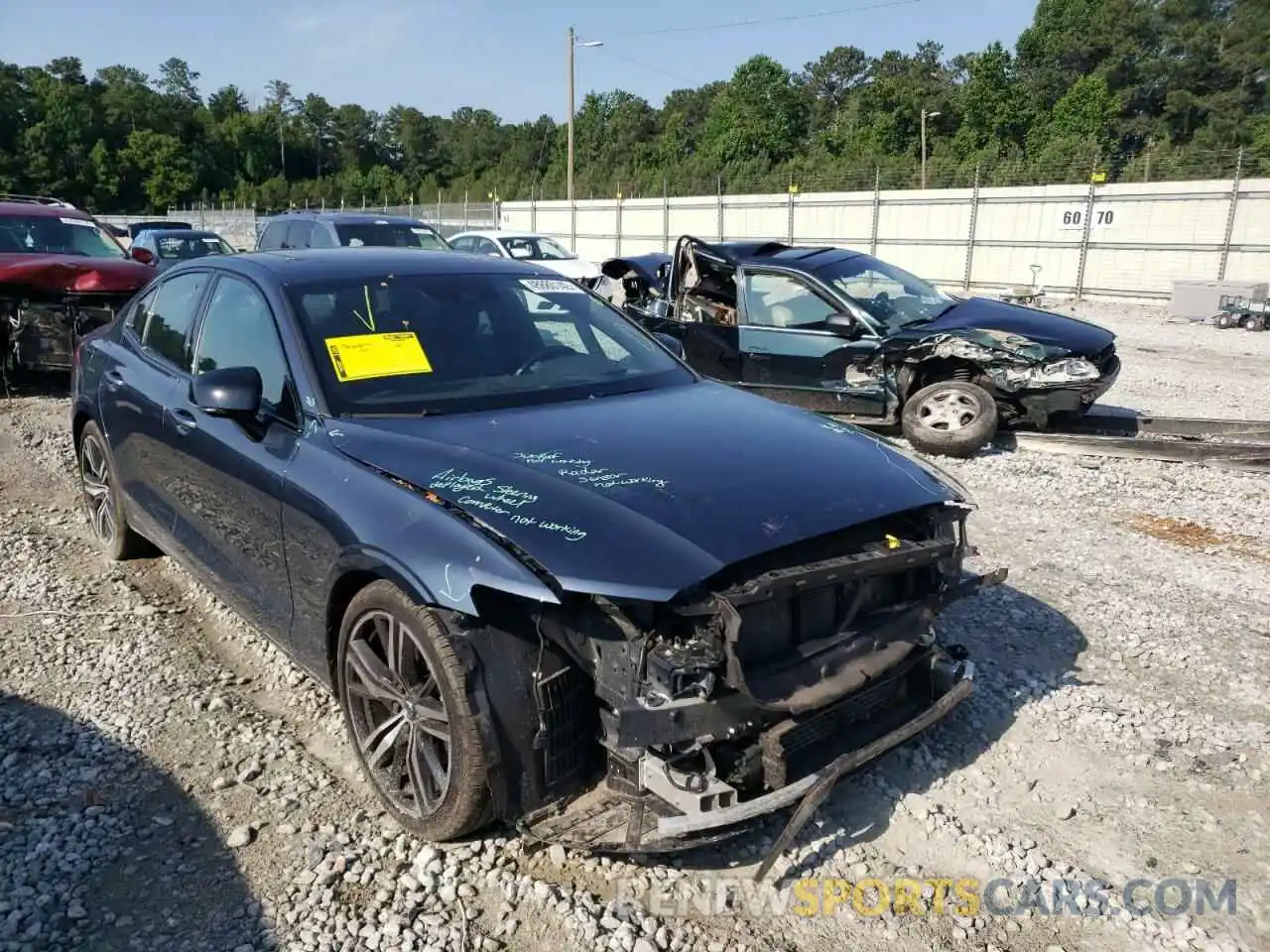 1 Photograph of a damaged car 7JR102FM6KG006956 VOLVO S60 2019