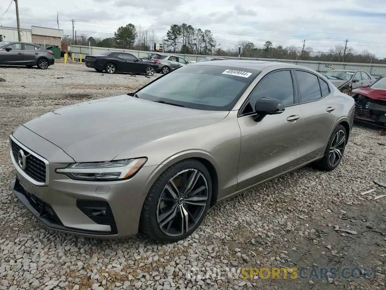 1 Photograph of a damaged car 7JR102FM6KG007203 VOLVO S60 2019