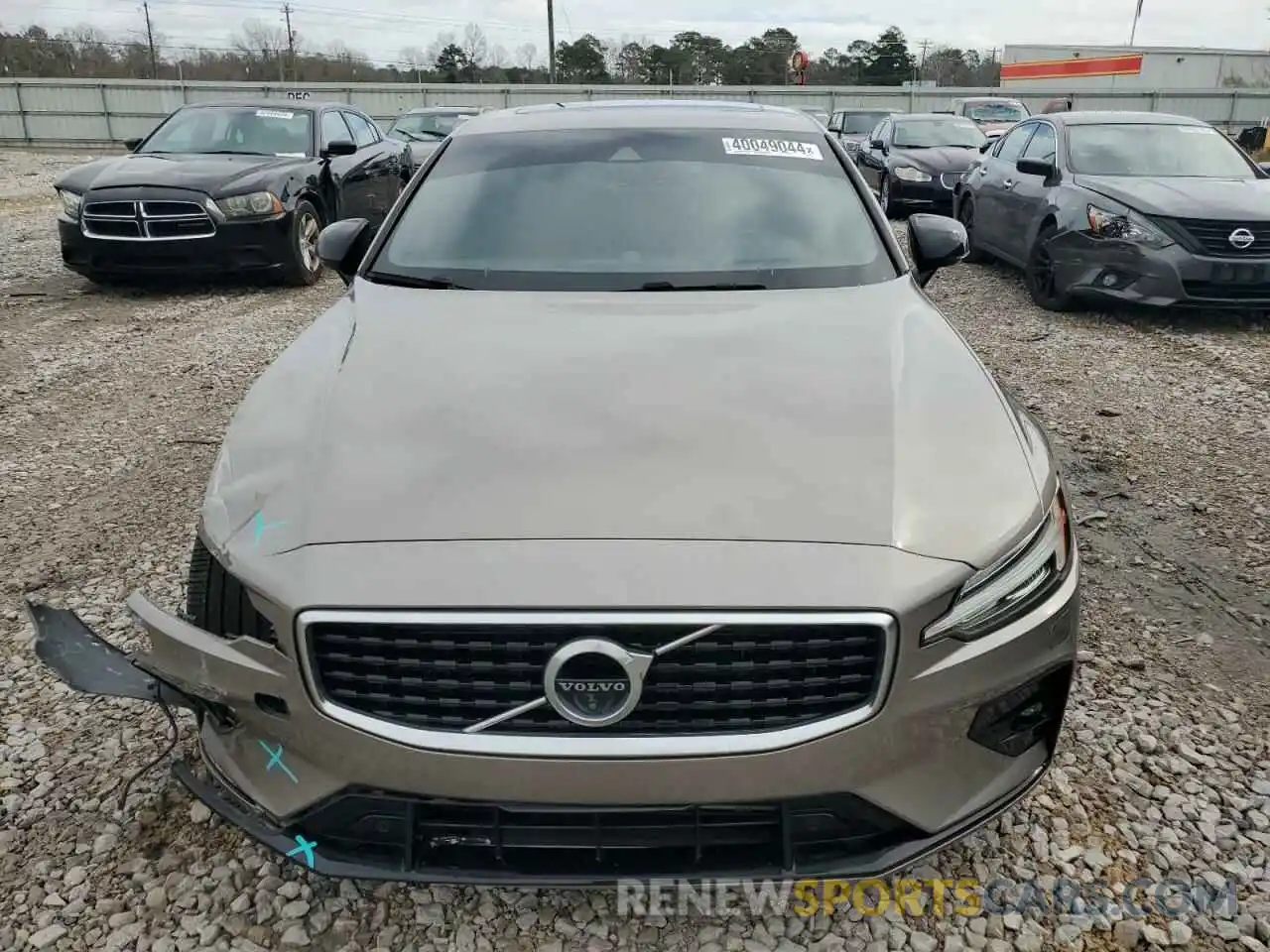 5 Photograph of a damaged car 7JR102FM6KG007203 VOLVO S60 2019