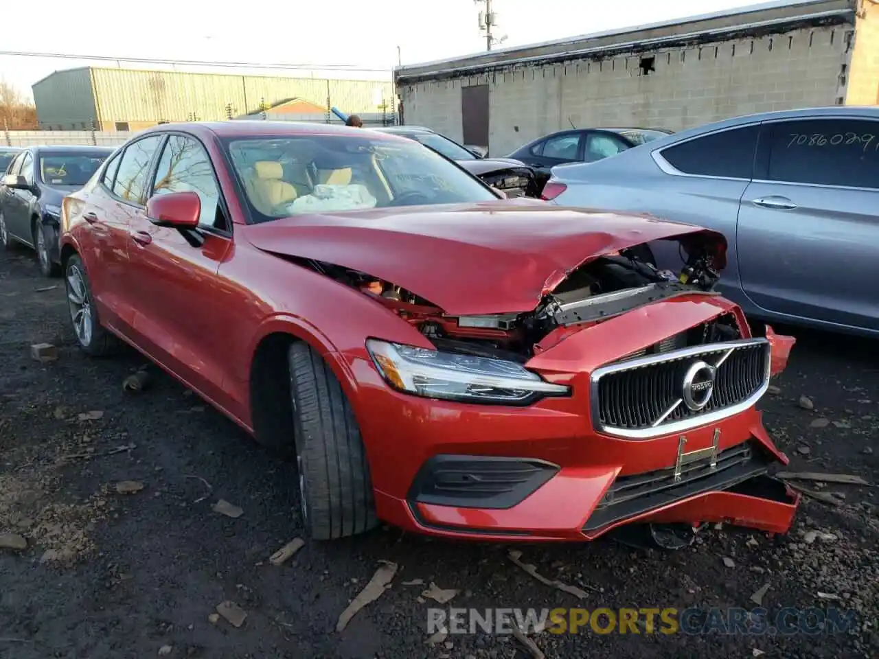 1 Photograph of a damaged car 7JRA22TK0KG001264 VOLVO S60 2019