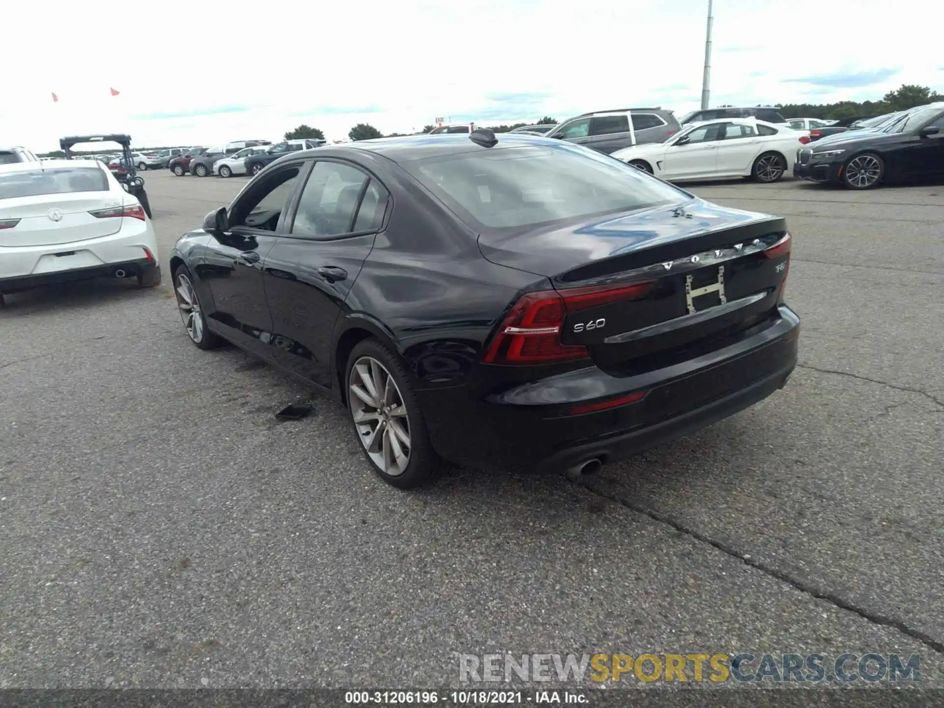 3 Photograph of a damaged car 7JRA22TK0KG013396 VOLVO S60 2019