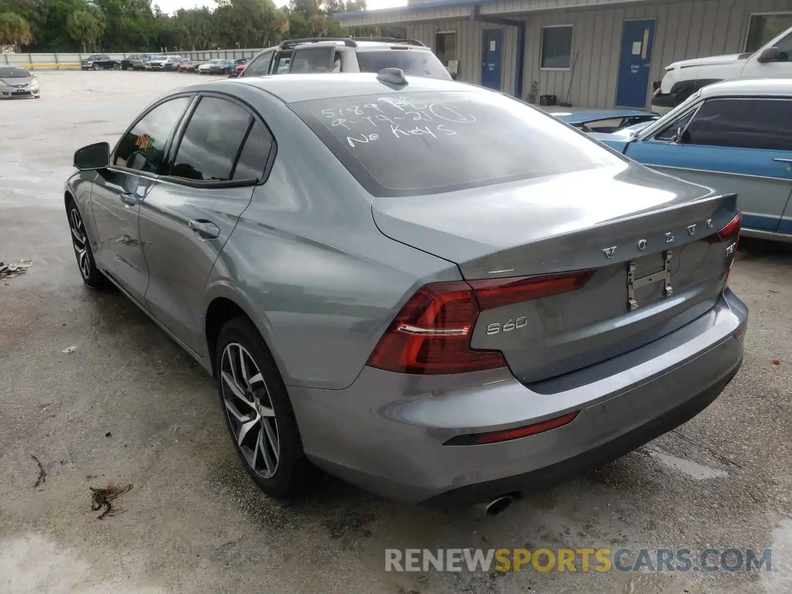 3 Photograph of a damaged car 7JRA22TK1KG012760 VOLVO S60 2019