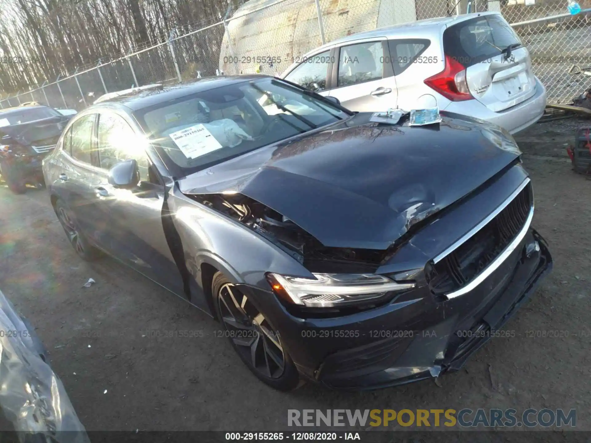 1 Photograph of a damaged car 7JRA22TK1KG013388 VOLVO S60 2019