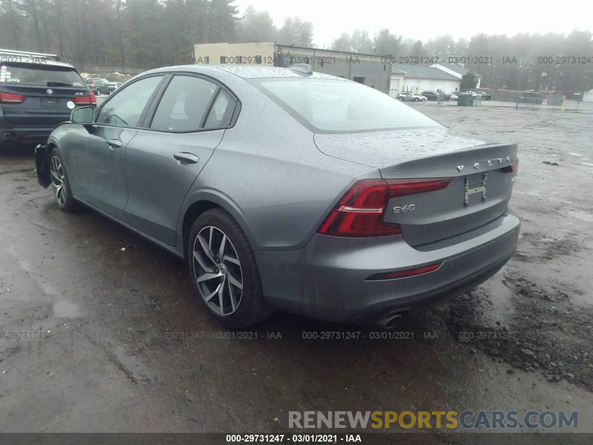 3 Photograph of a damaged car 7JRA22TK1KG016162 VOLVO S60 2019