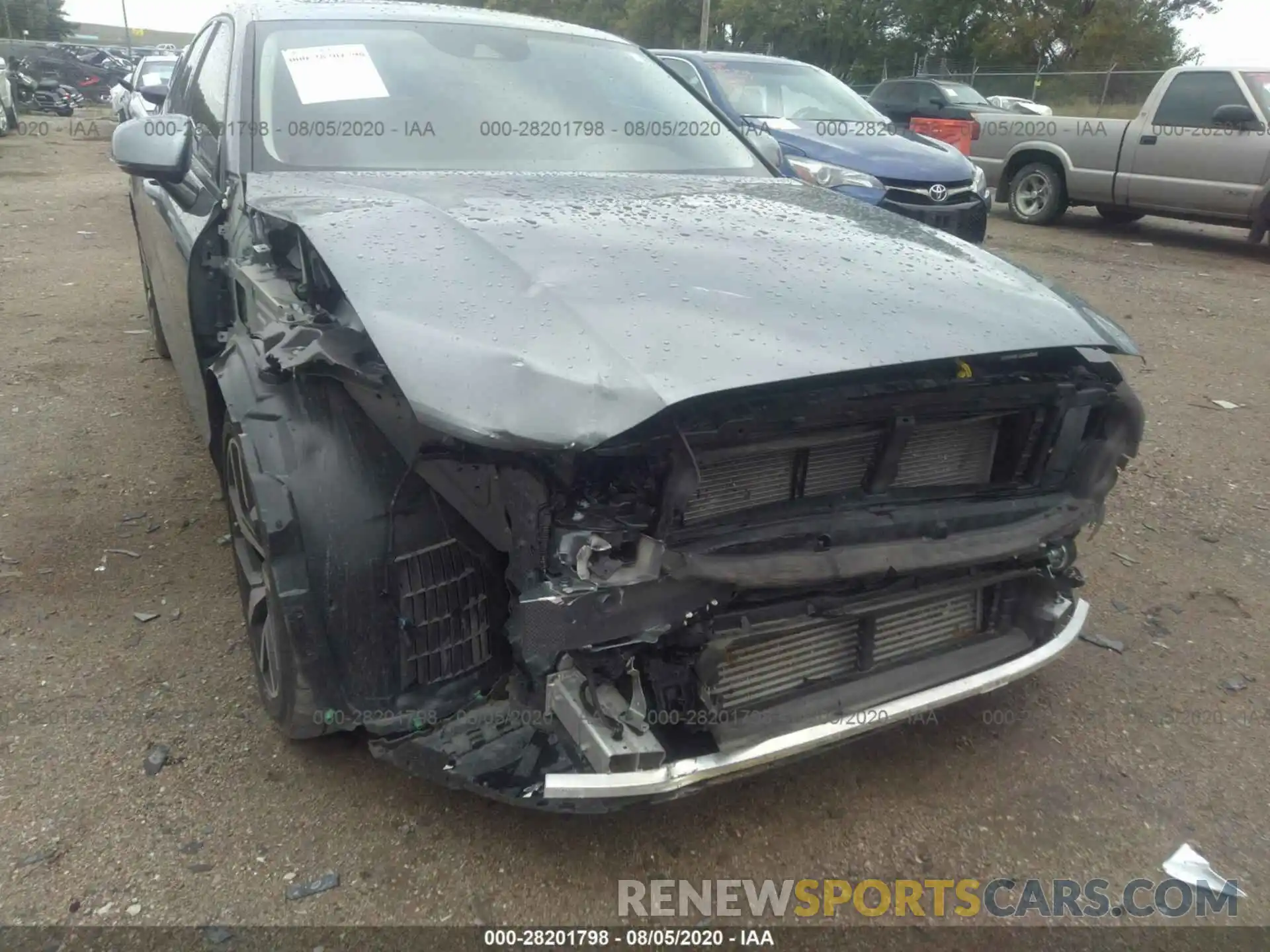 6 Photograph of a damaged car 7JRA22TK2KG010614 VOLVO S60 2019