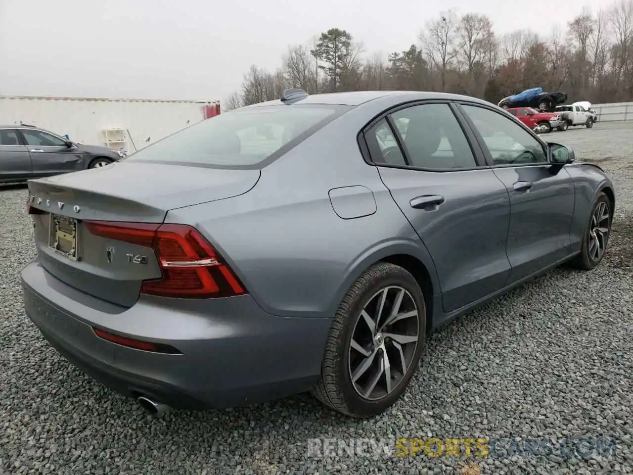 4 Photograph of a damaged car 7JRA22TK2KG010645 VOLVO S60 2019