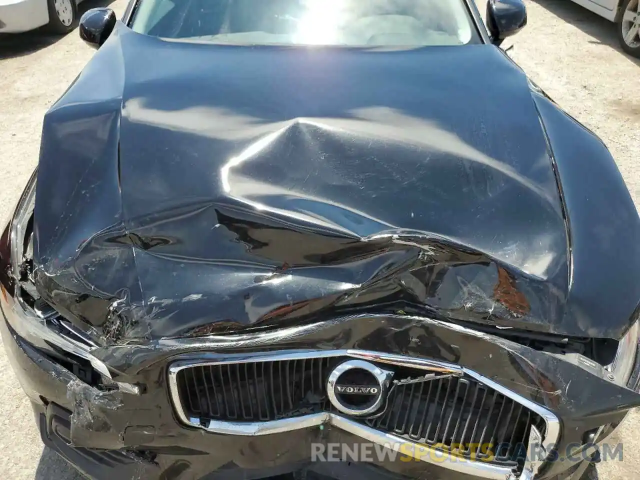 11 Photograph of a damaged car 7JRA22TK2KG018096 VOLVO S60 2019