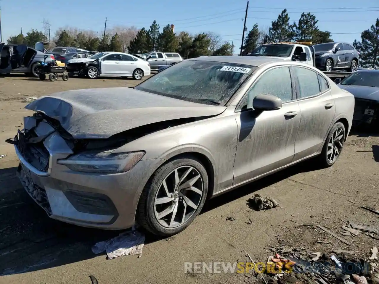 1 Photograph of a damaged car 7JRA22TK3KG000917 VOLVO S60 2019