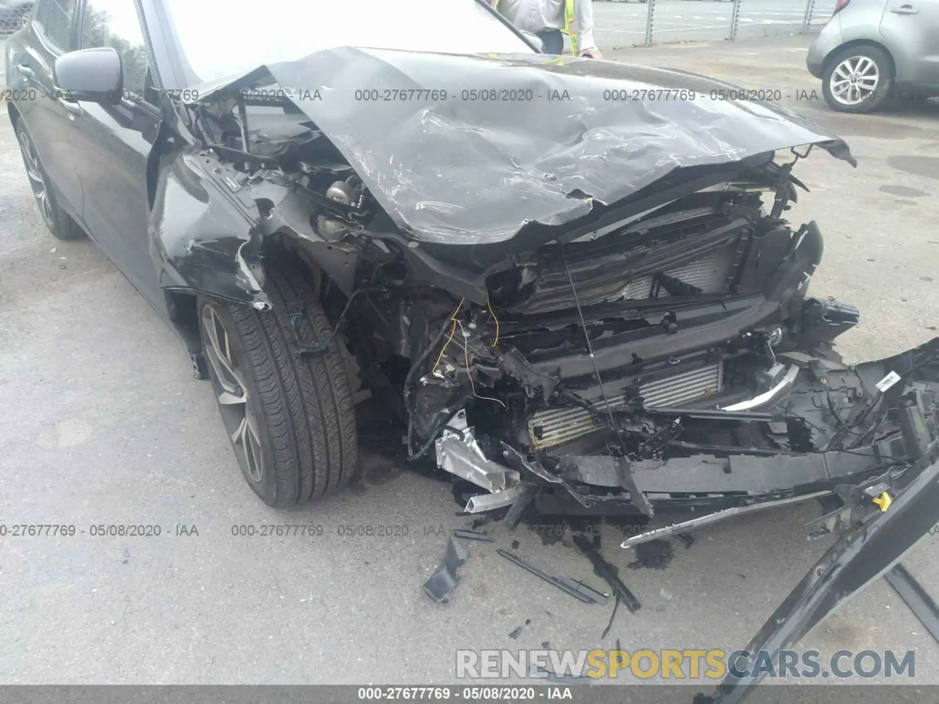 6 Photograph of a damaged car 7JRA22TK3KG009018 VOLVO S60 2019