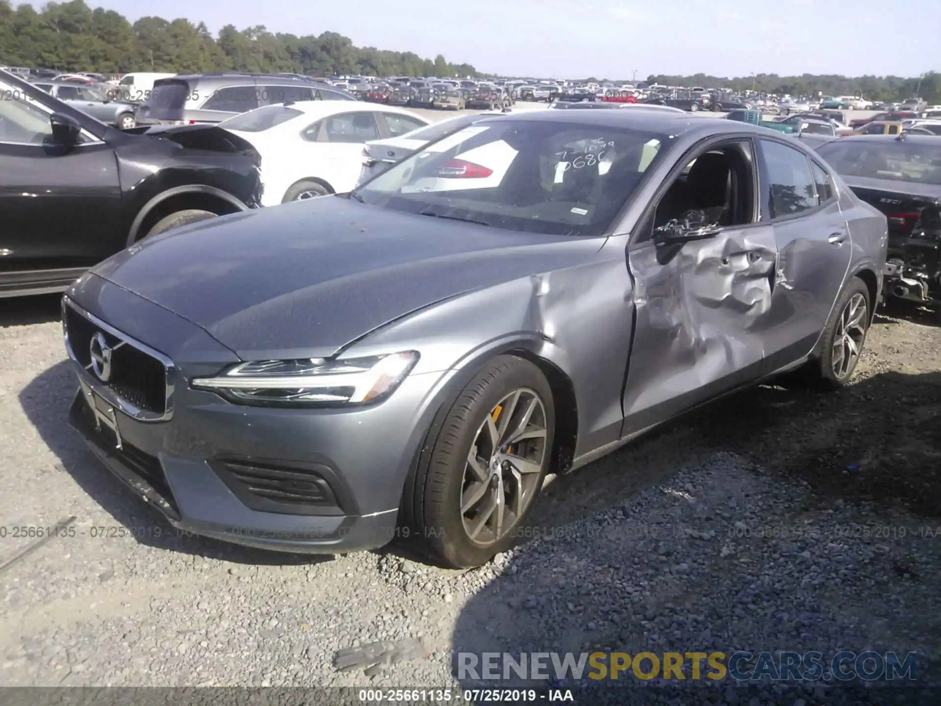 2 Photograph of a damaged car 7JRA22TK3KG010685 VOLVO S60 2019