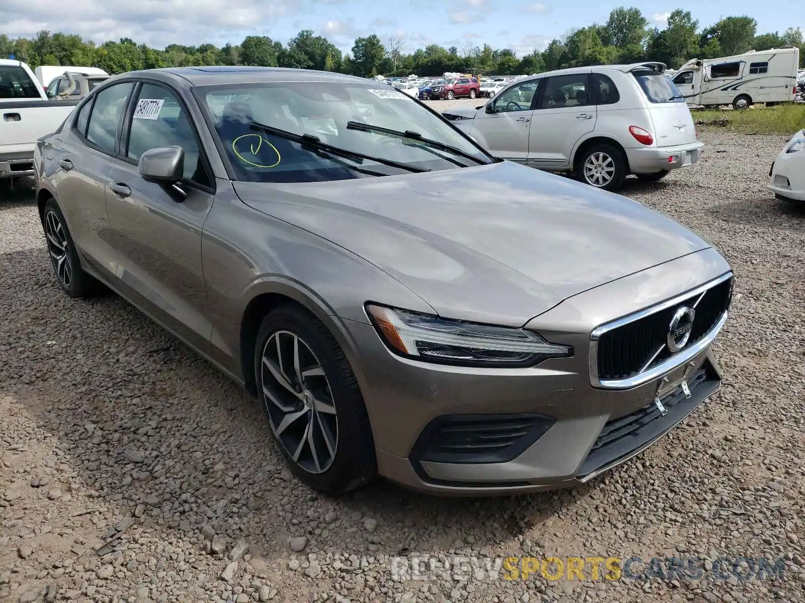 1 Photograph of a damaged car 7JRA22TK3KG011299 VOLVO S60 2019