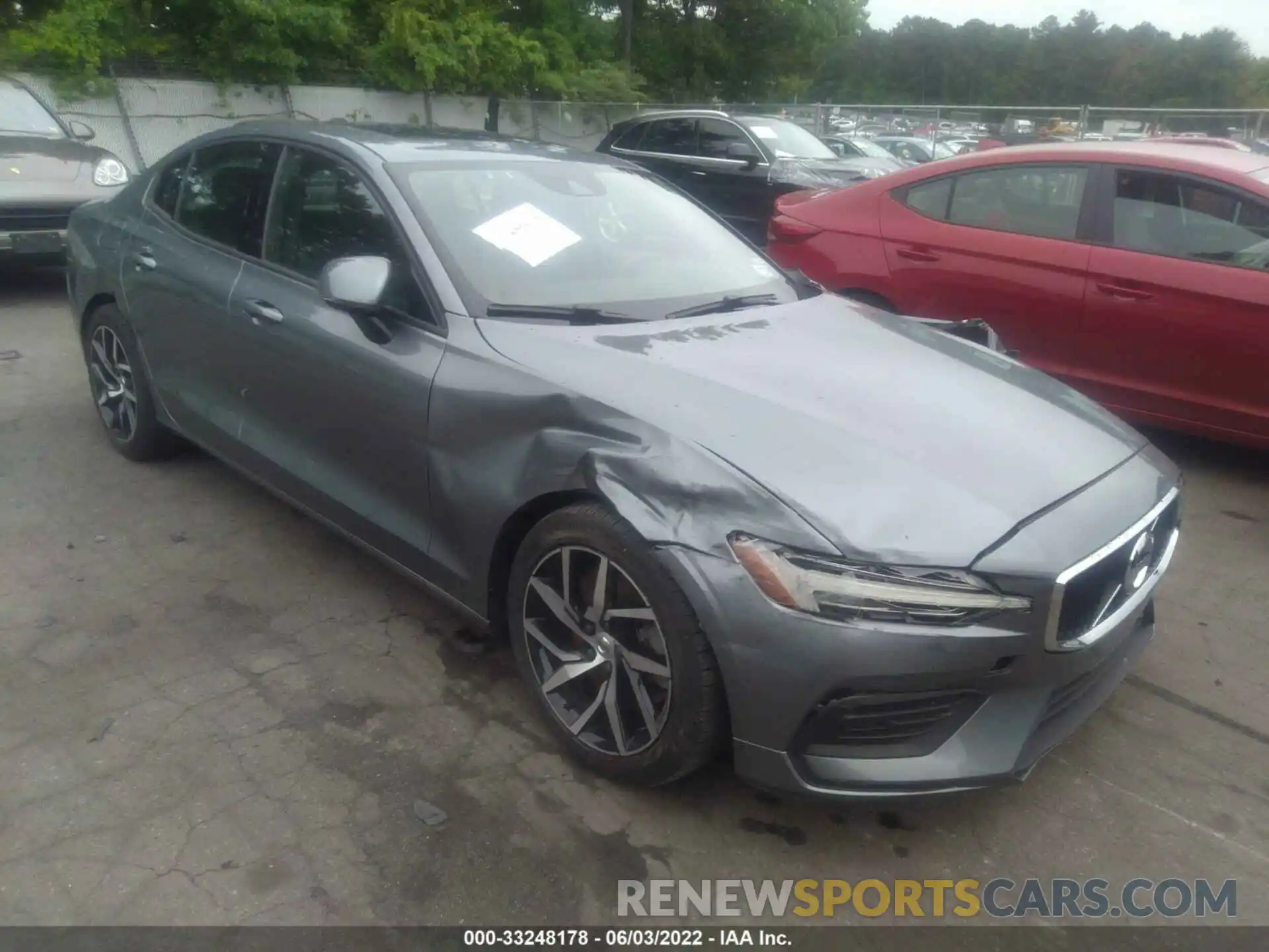 1 Photograph of a damaged car 7JRA22TK3KG011884 VOLVO S60 2019