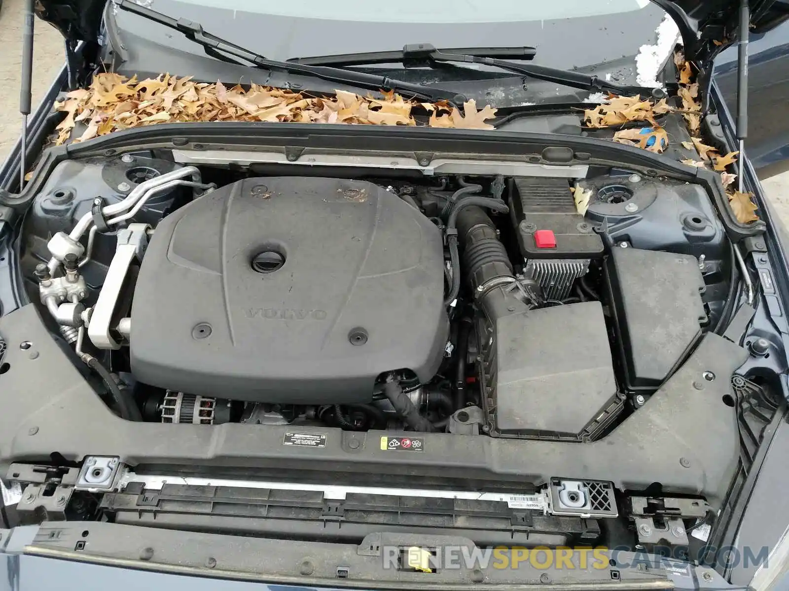 7 Фотография поврежденного автомобиля 7JRA22TK5KG004919 VOLVO S60 2019