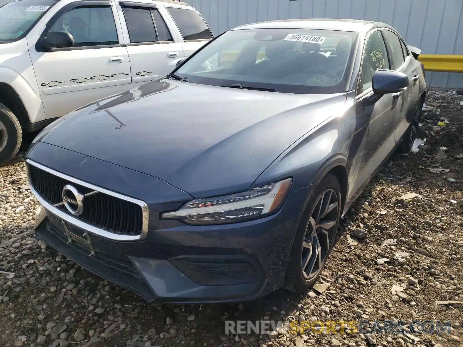 2 Photograph of a damaged car 7JRA22TK5KG006721 VOLVO S60 2019