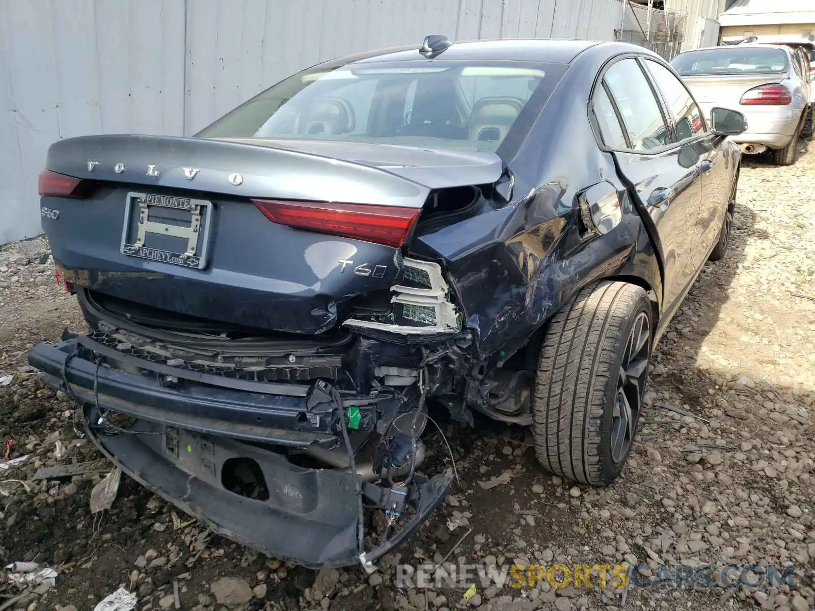 4 Фотография поврежденного автомобиля 7JRA22TK5KG006721 VOLVO S60 2019