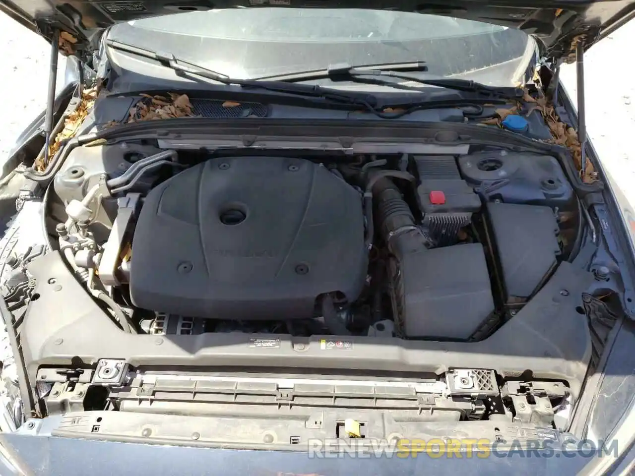 7 Фотография поврежденного автомобиля 7JRA22TK5KG010199 VOLVO S60 2019