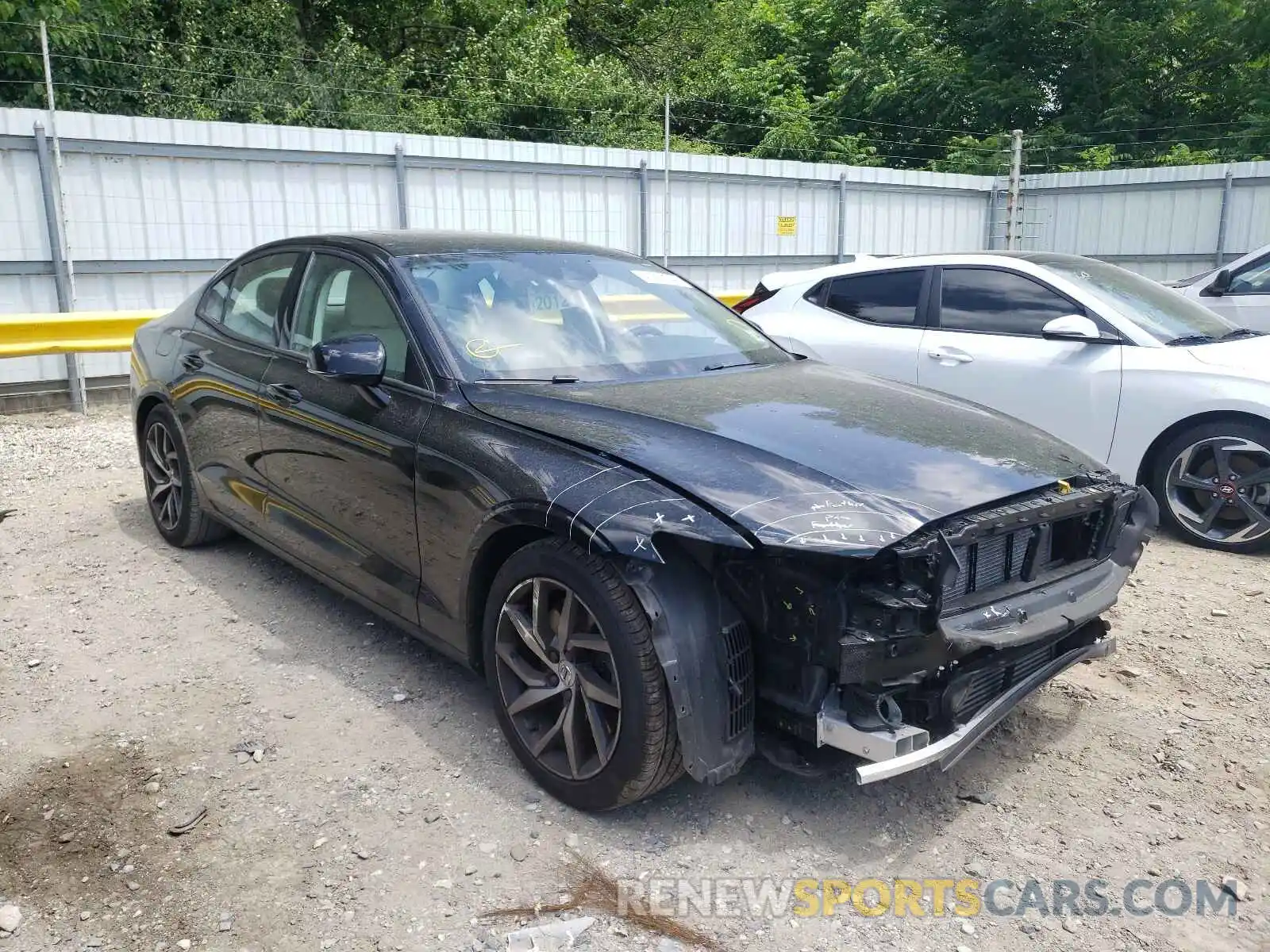 1 Photograph of a damaged car 7JRA22TK5KG016584 VOLVO S60 2019