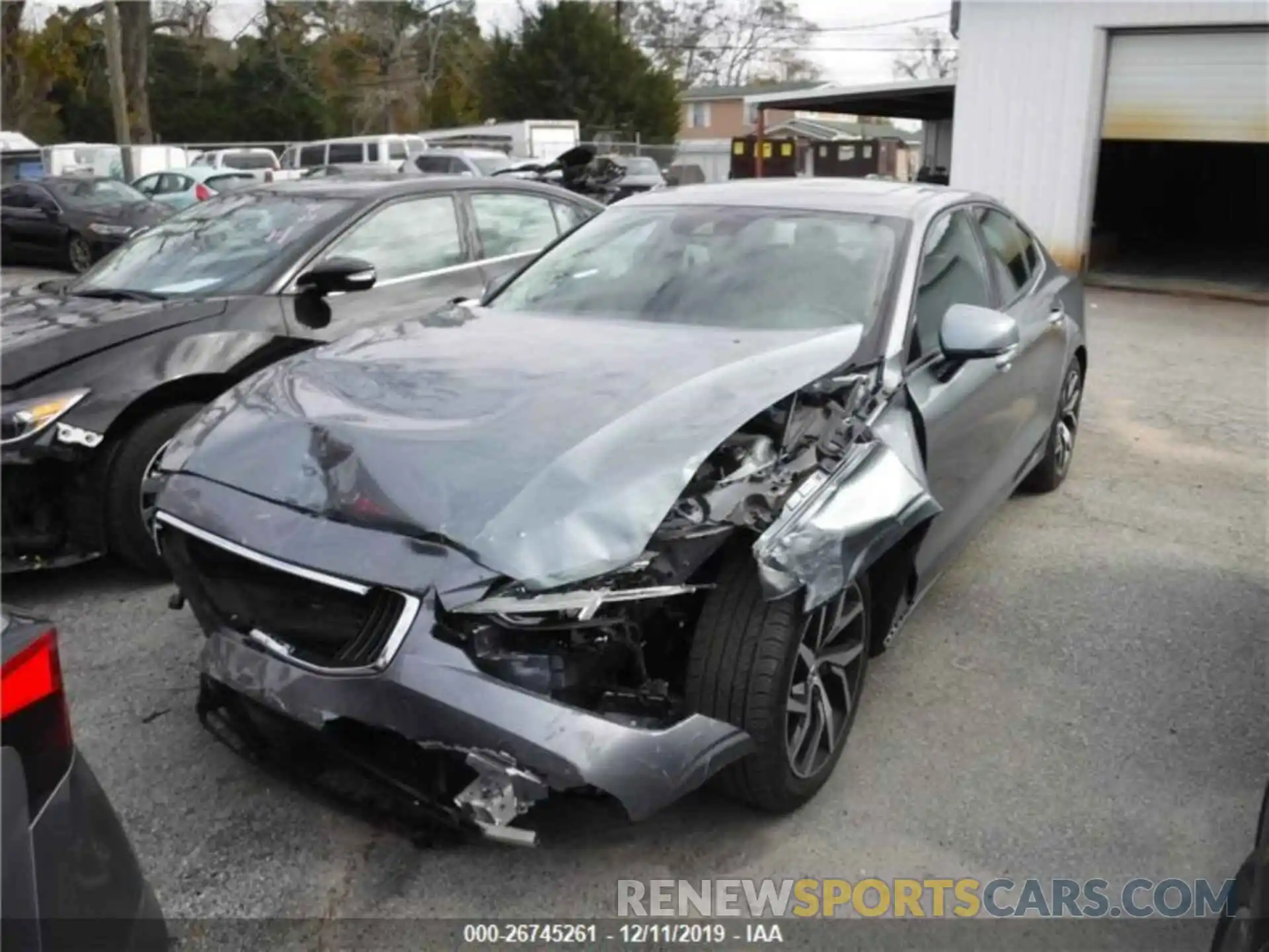 2 Photograph of a damaged car 7JRA22TK6KG015069 VOLVO S60 2019