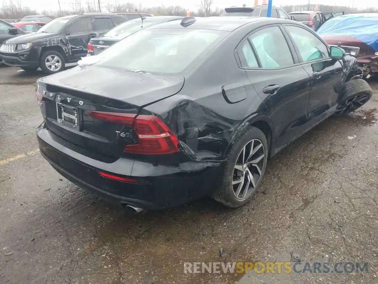 4 Фотография поврежденного автомобиля 7JRA22TK7KG007434 VOLVO S60 2019