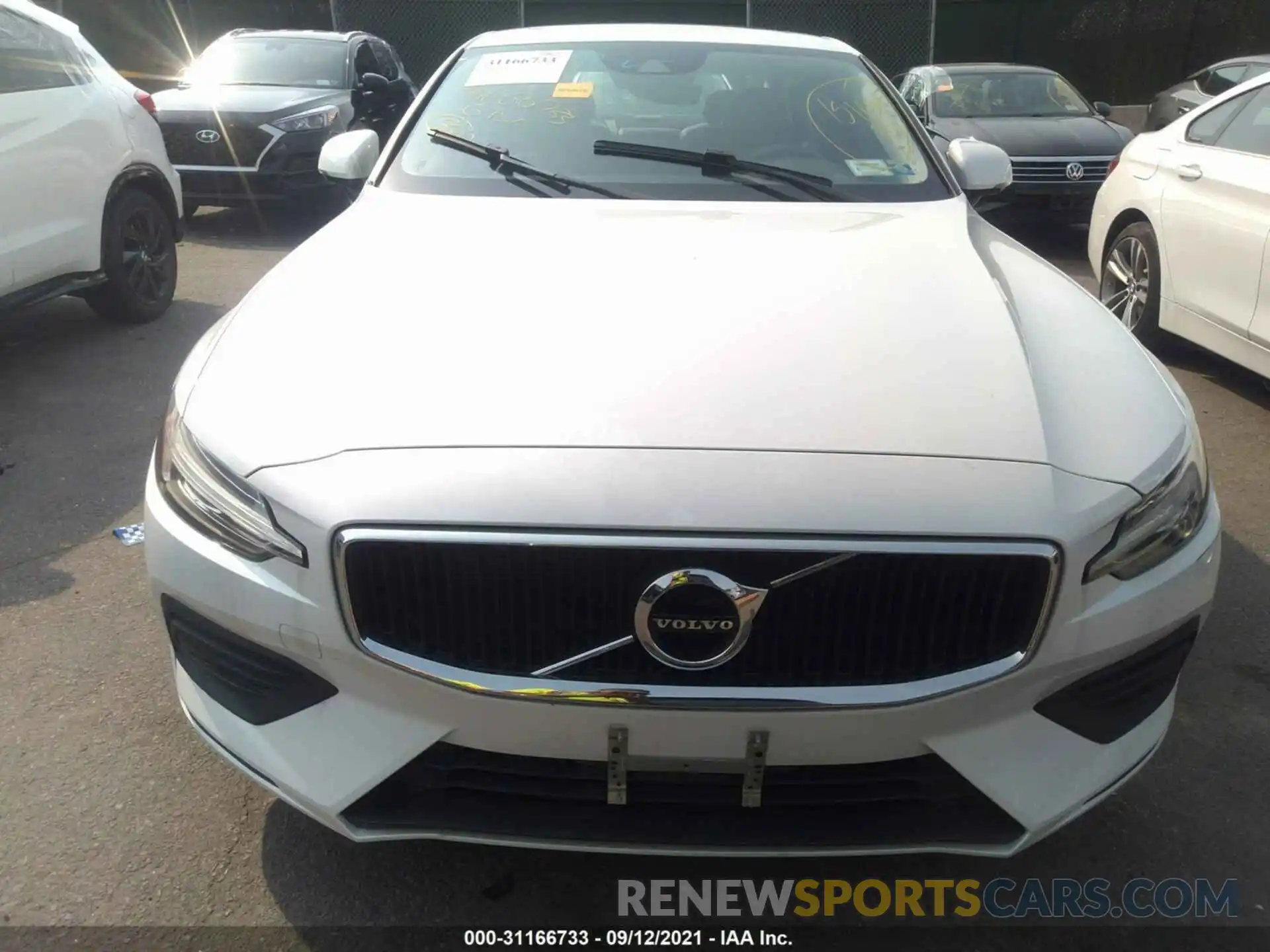 6 Photograph of a damaged car 7JRA22TK7KG008227 VOLVO S60 2019