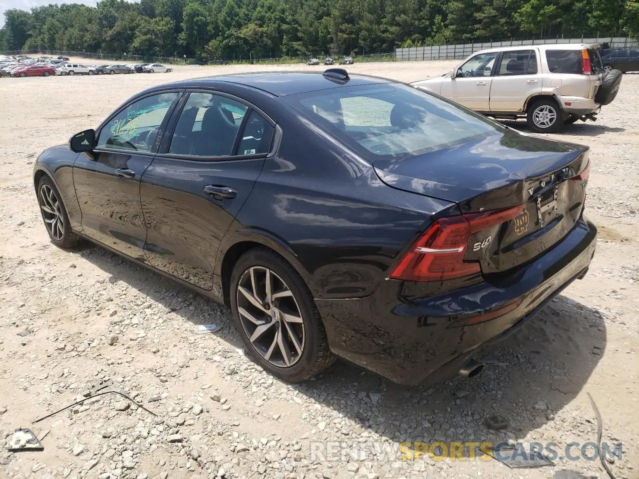 3 Фотография поврежденного автомобиля 7JRA22TK7KG012021 VOLVO S60 2019