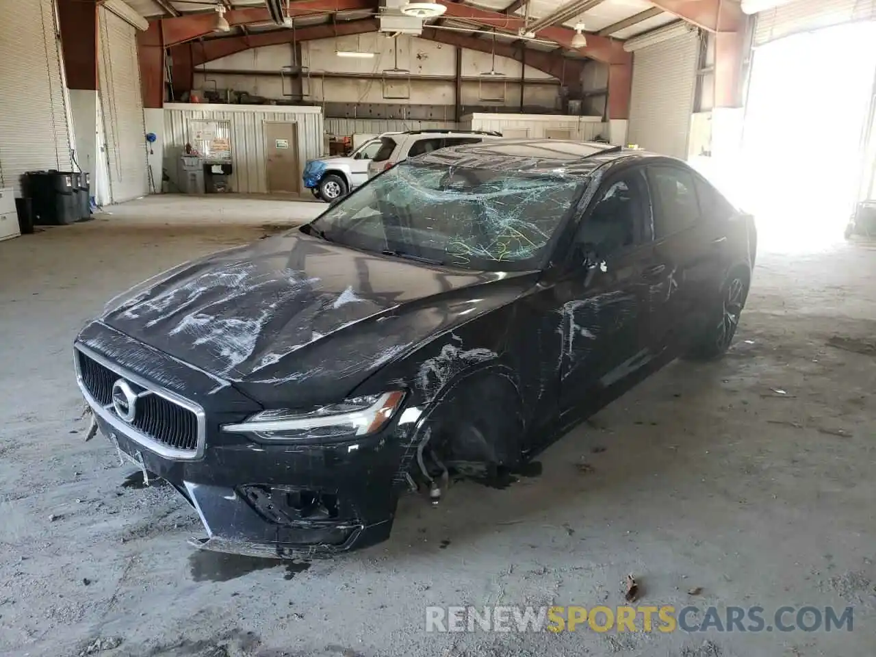 2 Photograph of a damaged car 7JRA22TK7KG016702 VOLVO S60 2019