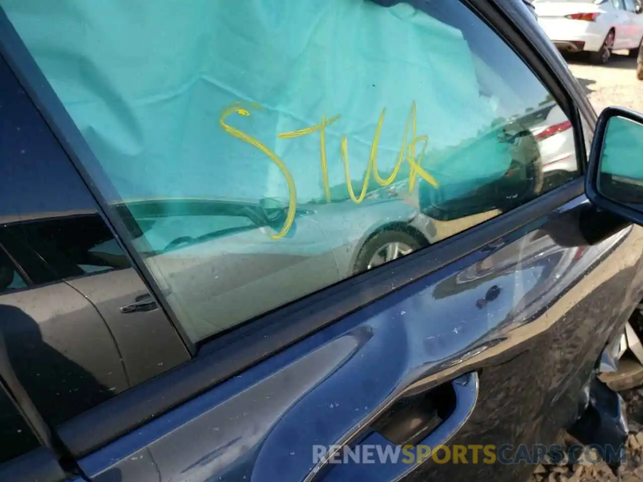 5 Photograph of a damaged car 7JRA22TK7KG017591 VOLVO S60 2019