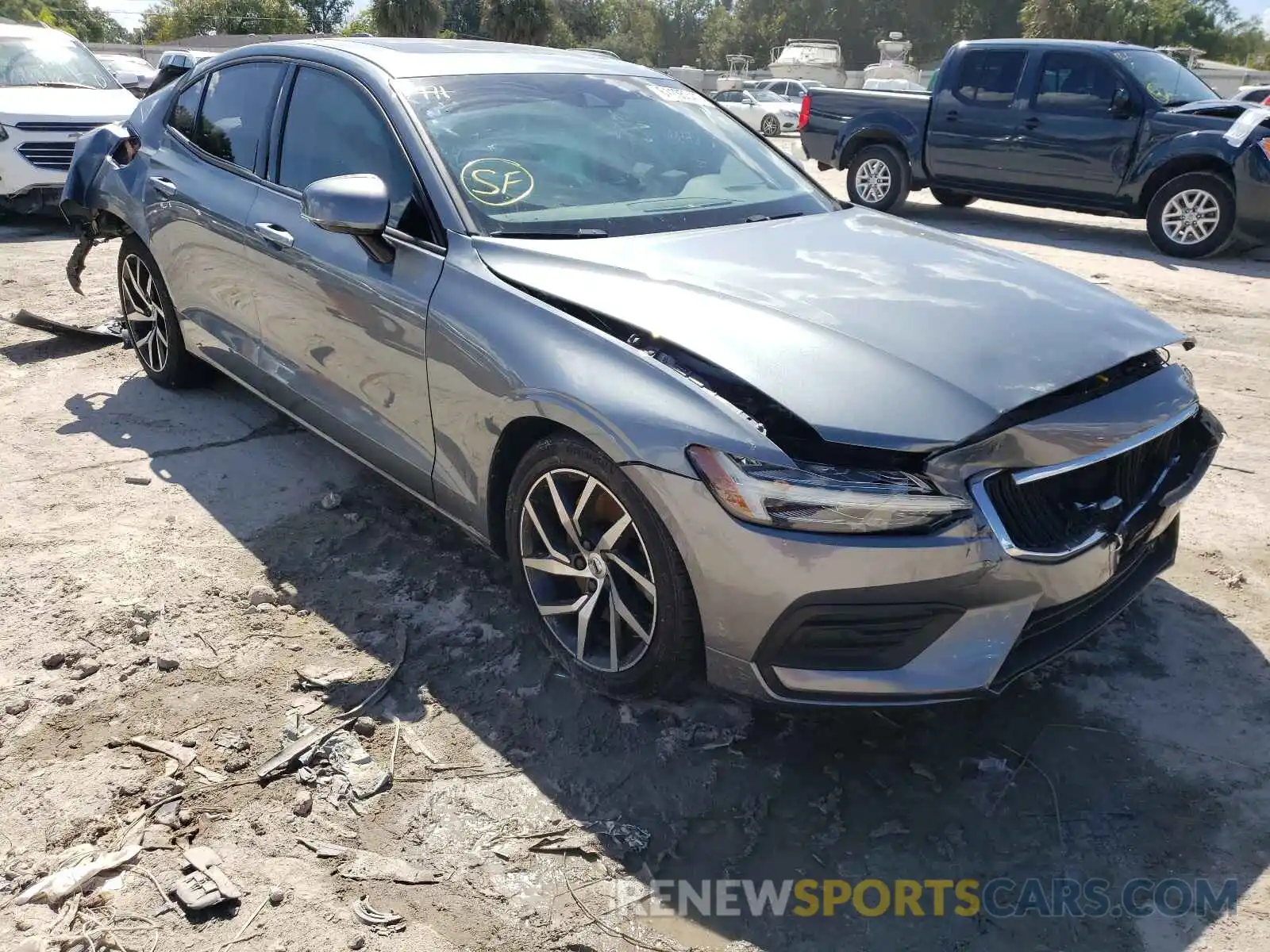 1 Photograph of a damaged car 7JRA22TK8KG001660 VOLVO S60 2019