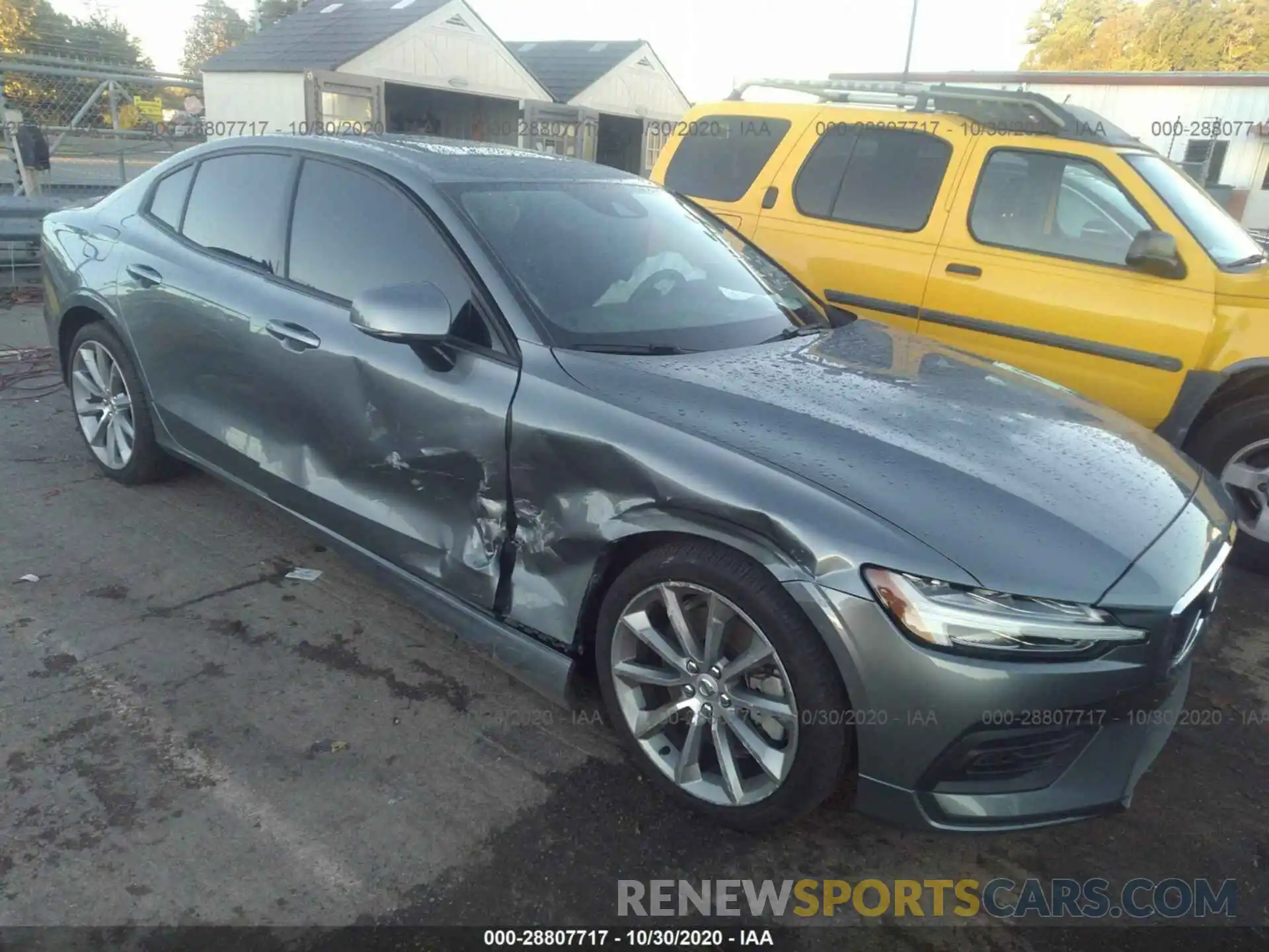 6 Photograph of a damaged car 7JRA22TK8KG002856 VOLVO S60 2019