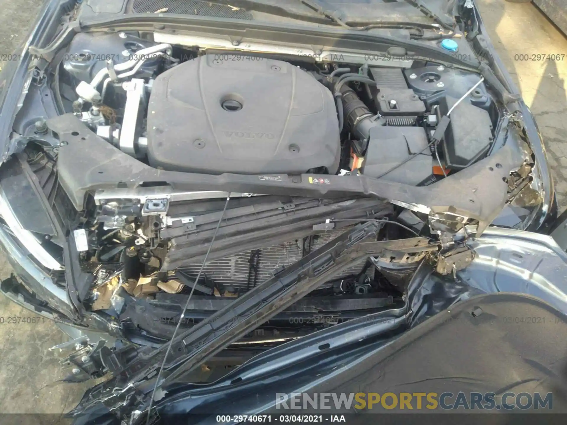 10 Photograph of a damaged car 7JRA22TK8KG003358 VOLVO S60 2019