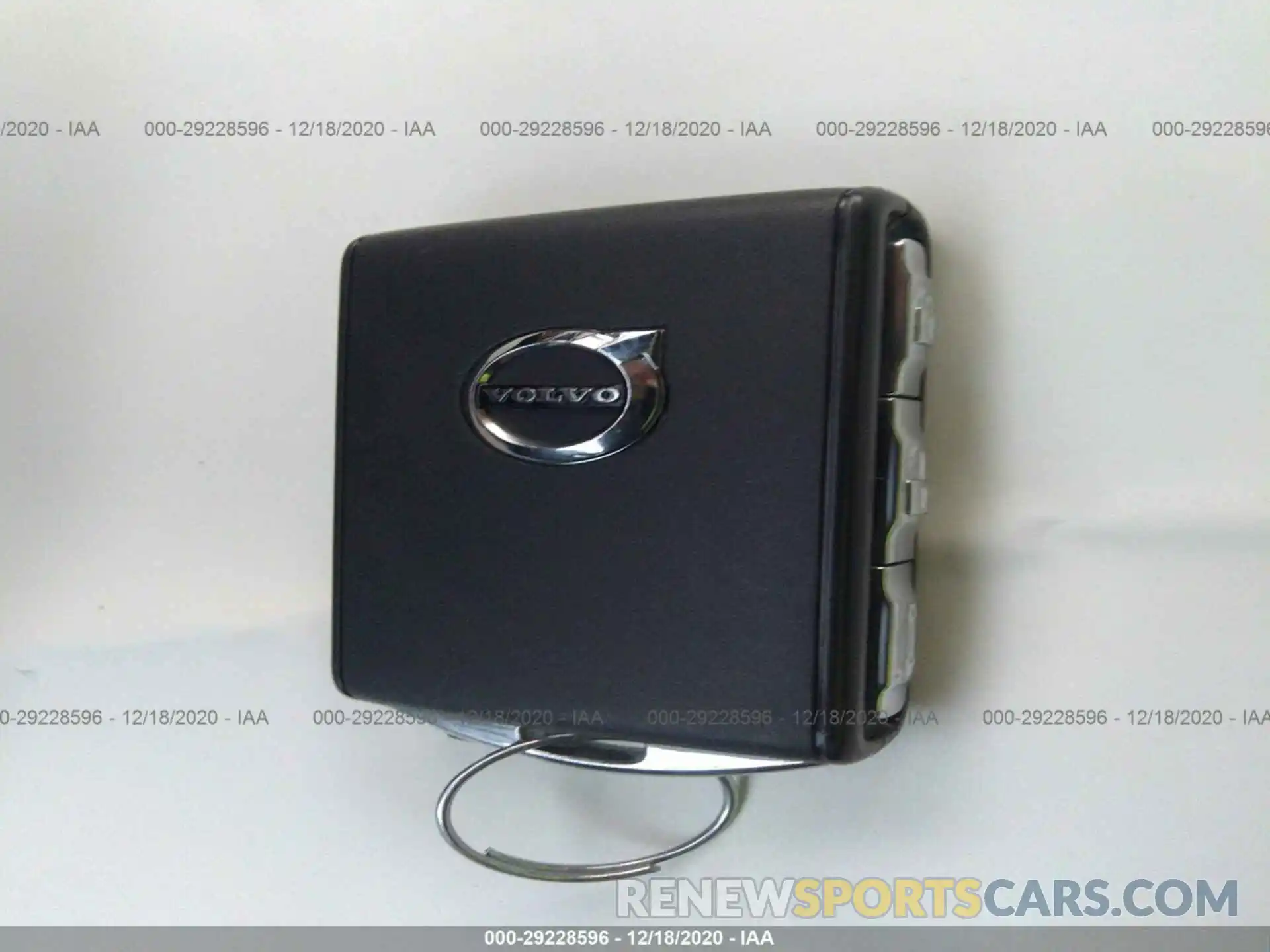 11 Фотография поврежденного автомобиля 7JRA22TK8KG003795 VOLVO S60 2019