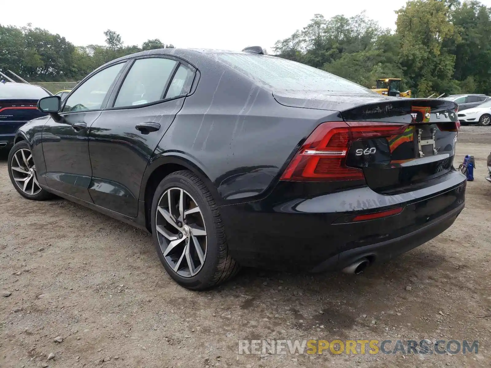 3 Photograph of a damaged car 7JRA22TK8KG005272 VOLVO S60 2019