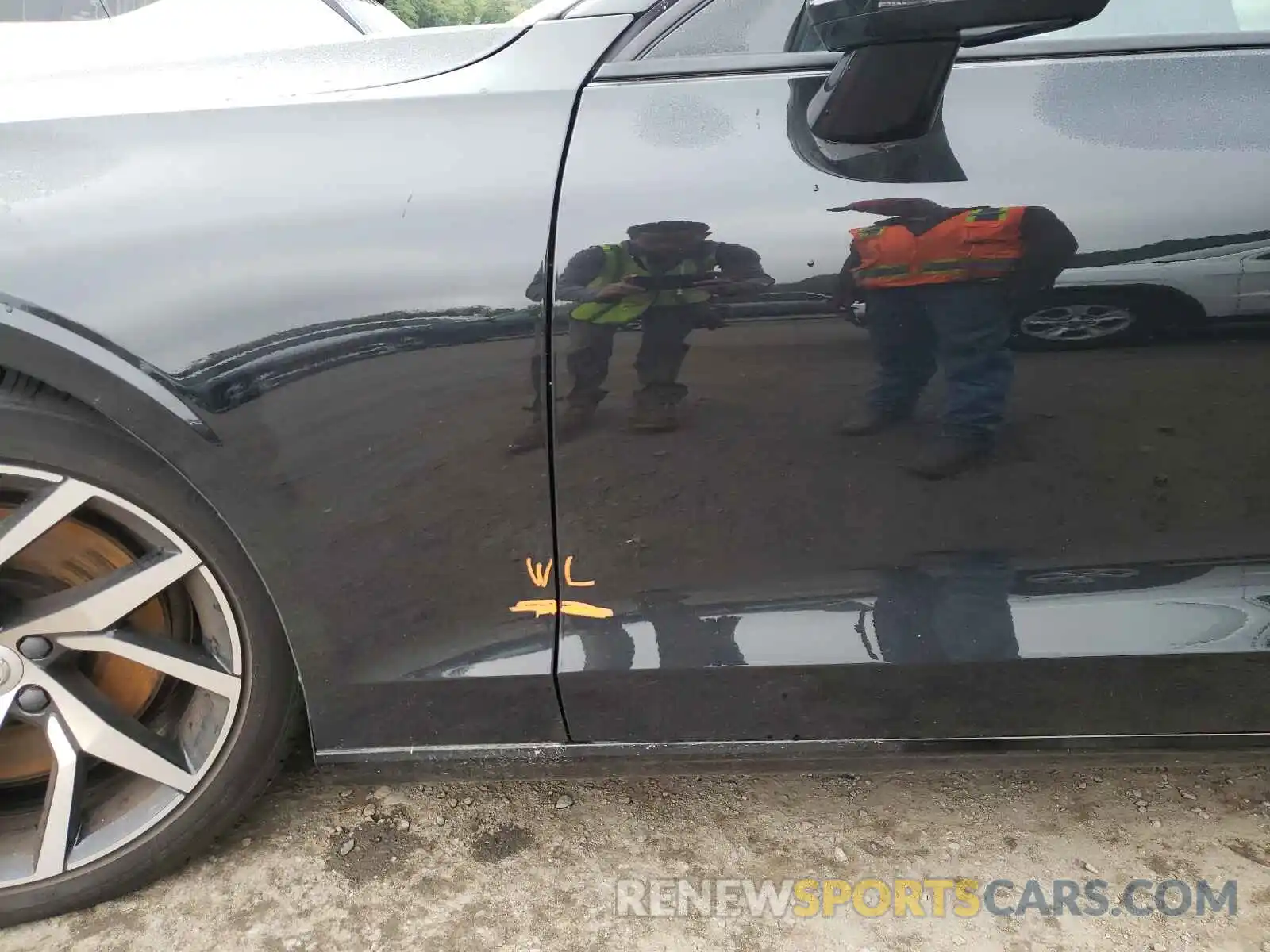 9 Photograph of a damaged car 7JRA22TK8KG005272 VOLVO S60 2019