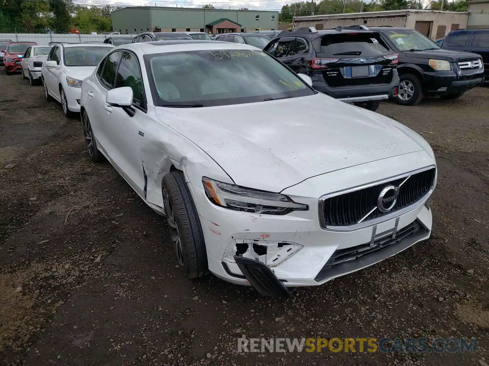 1 Photograph of a damaged car 7JRA22TK8KG015249 VOLVO S60 2019